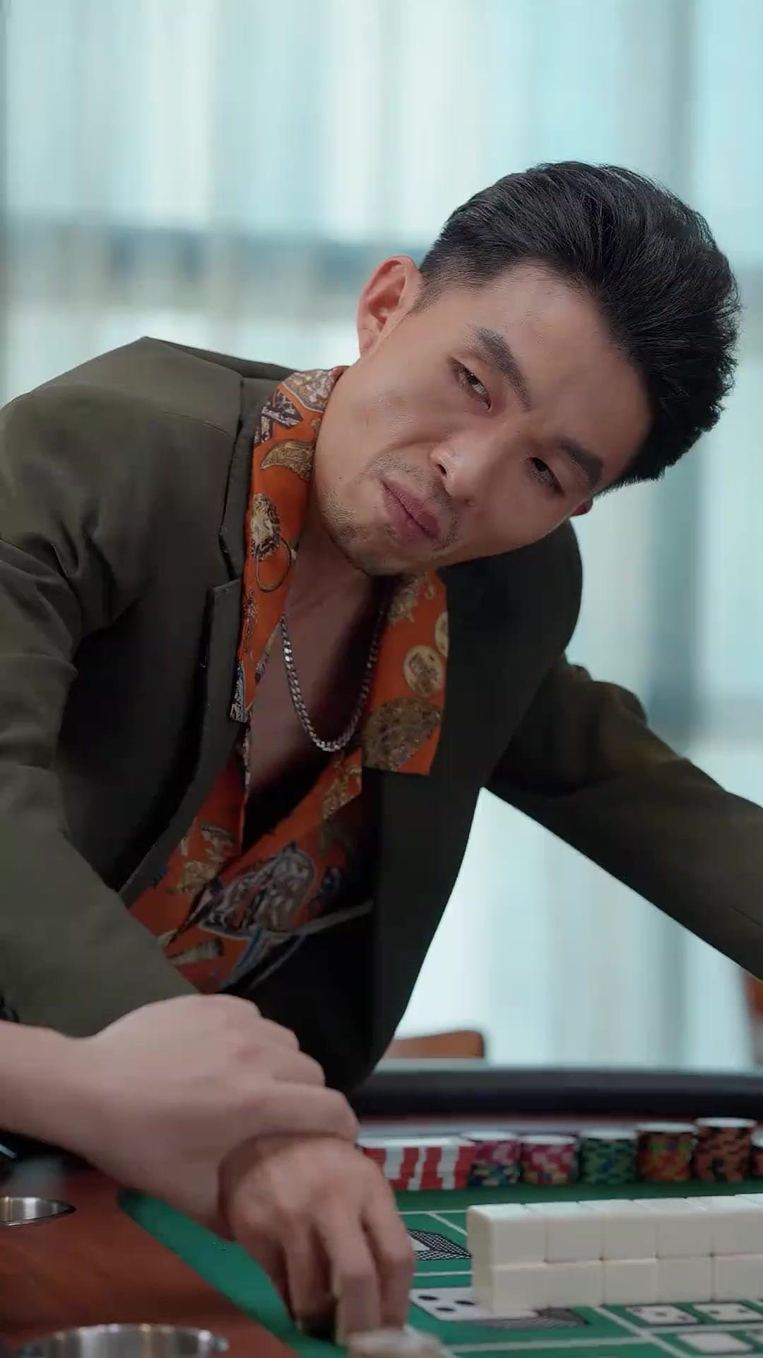 (Sulih suara)Rahasia di Balik Meja Judi