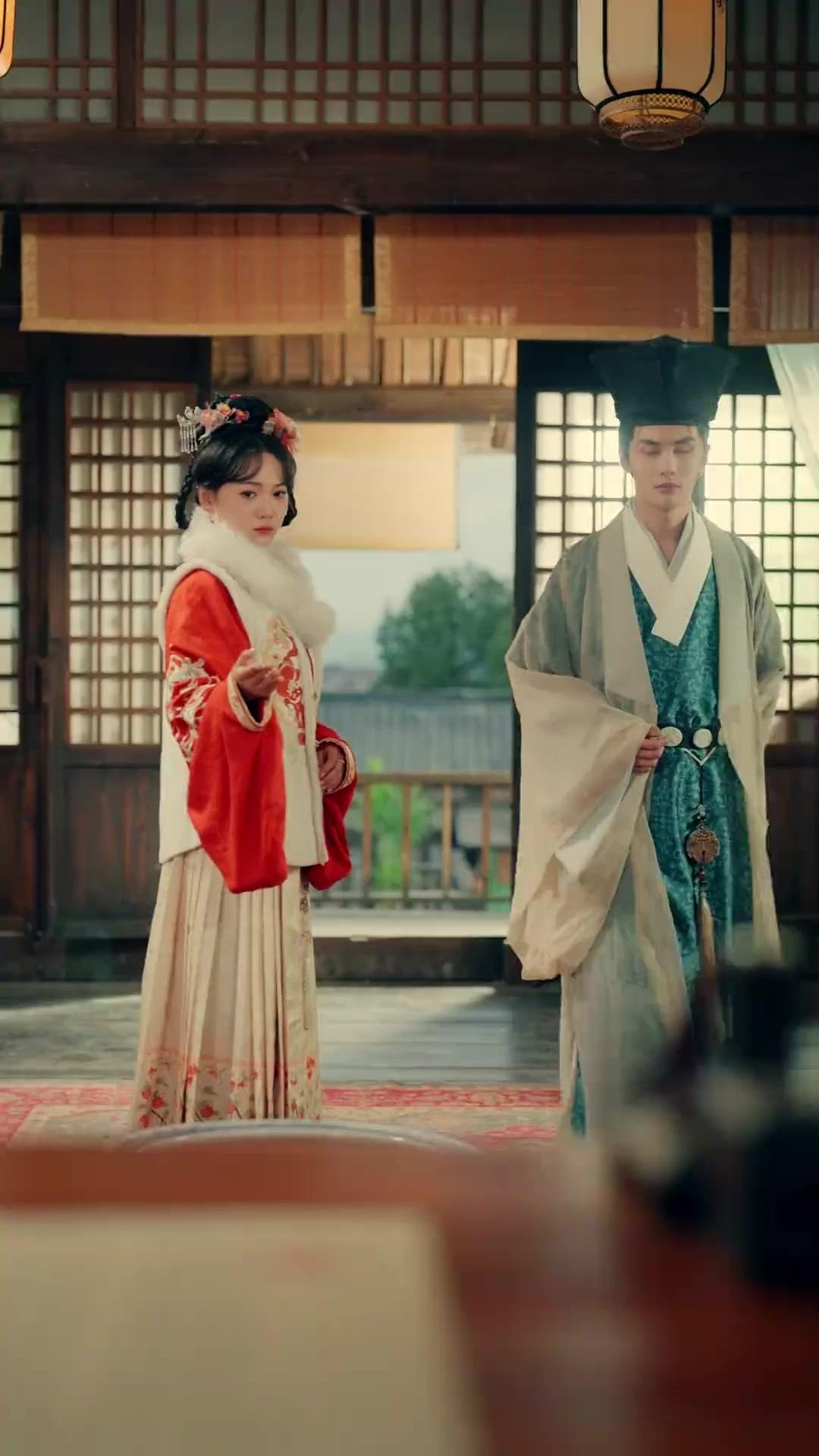 De la traición al trono