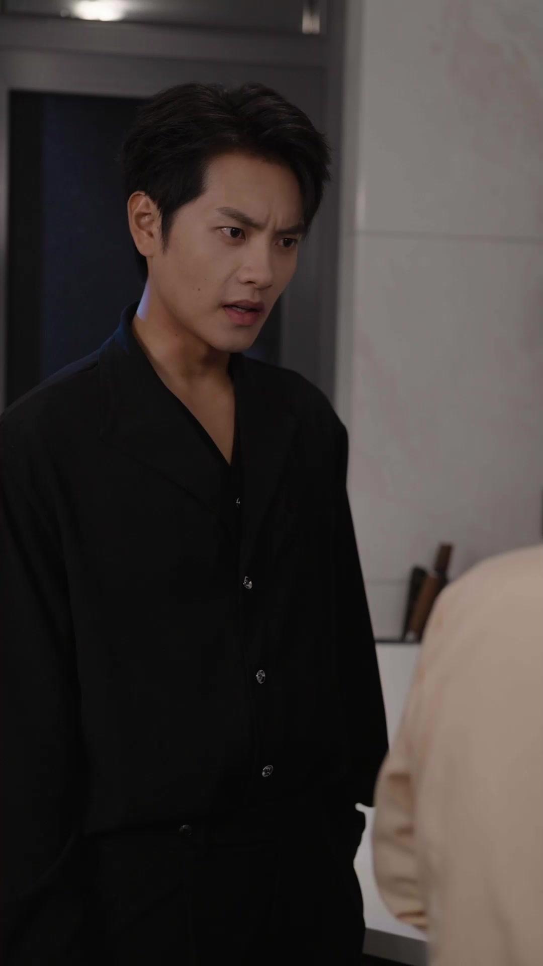 จี้หยกสื่อรัก