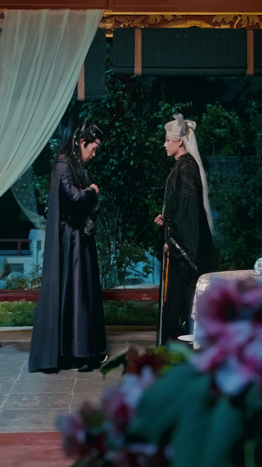 PRINCESSE CHASSEUSE DE ROI LOUP