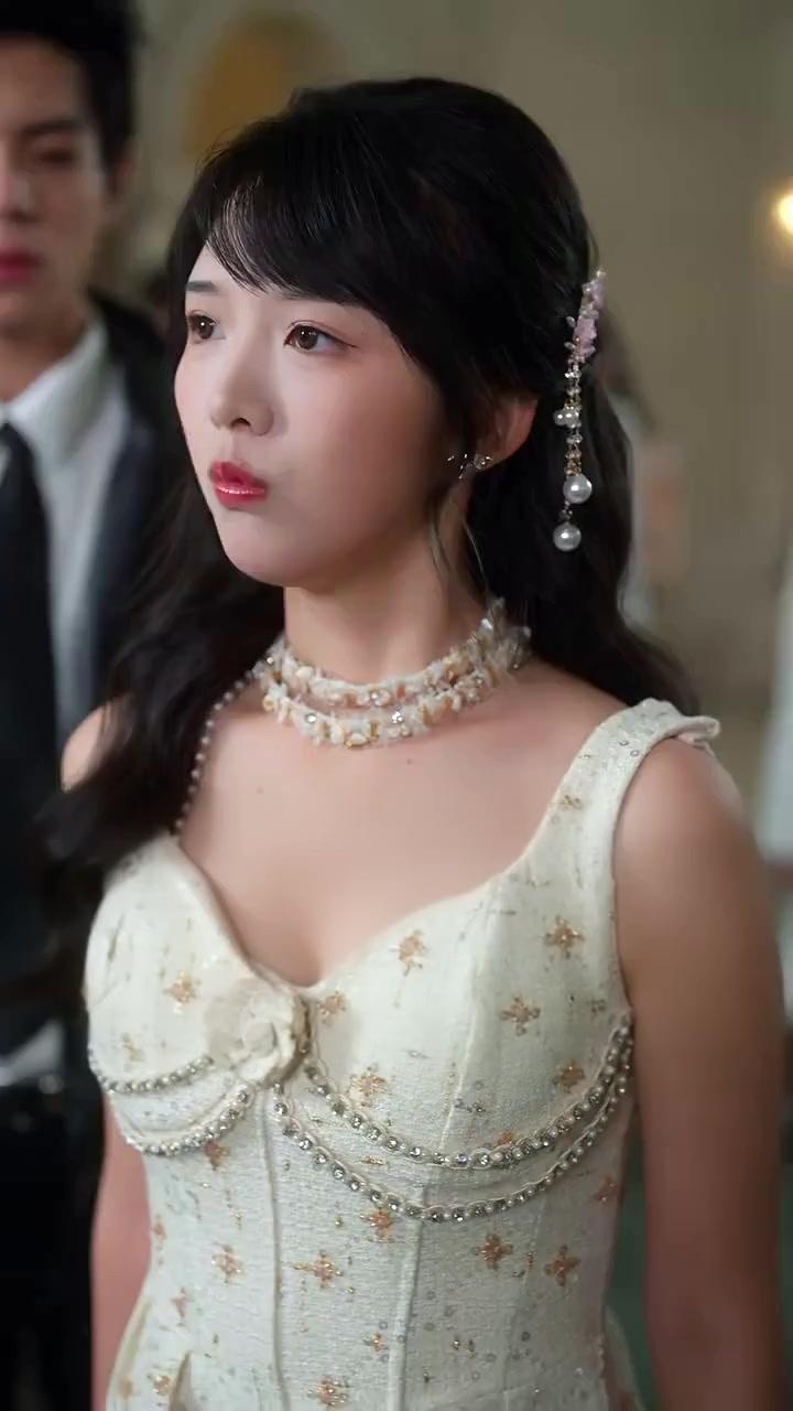 偽物令嬢になった私を兄たちが守りすぎる