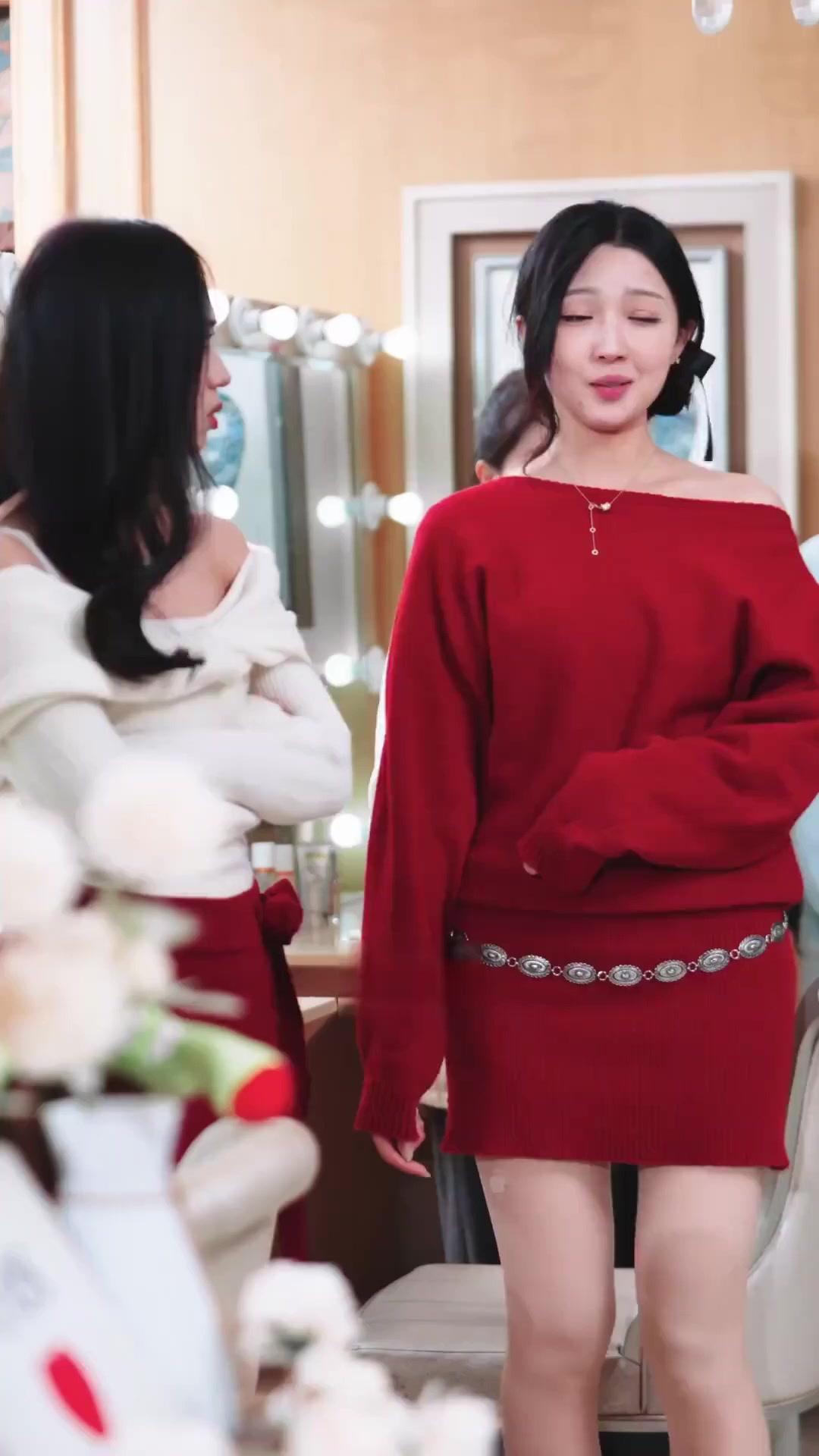 À TRAVERS LES ÉPREUVES