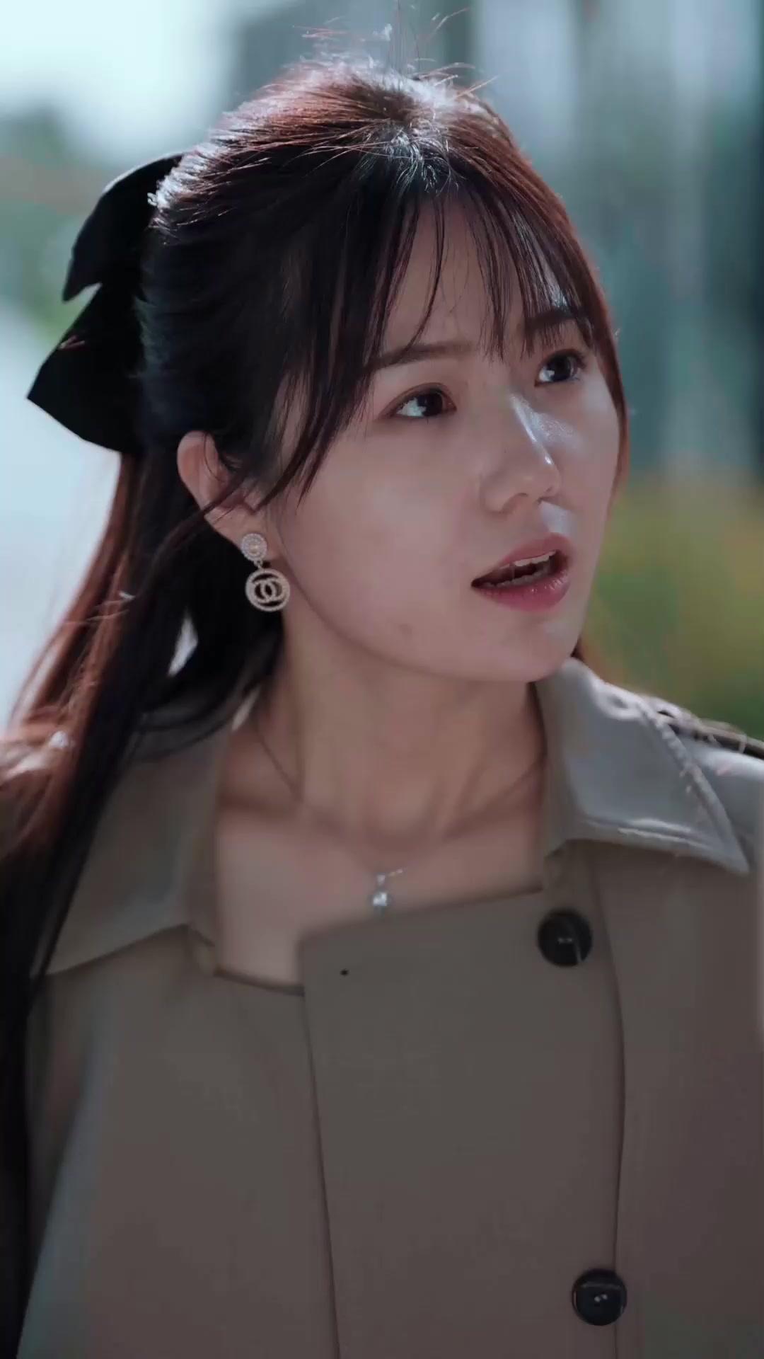 Tras la máscara del amor