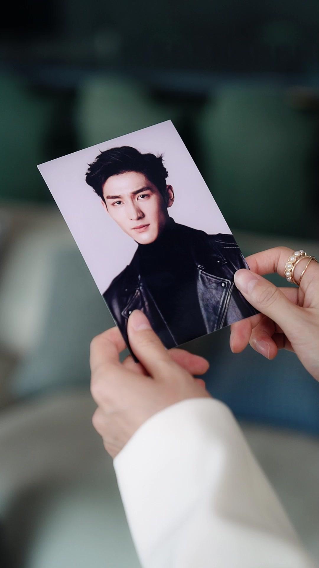 Cinta Pertama Tiga Dewi