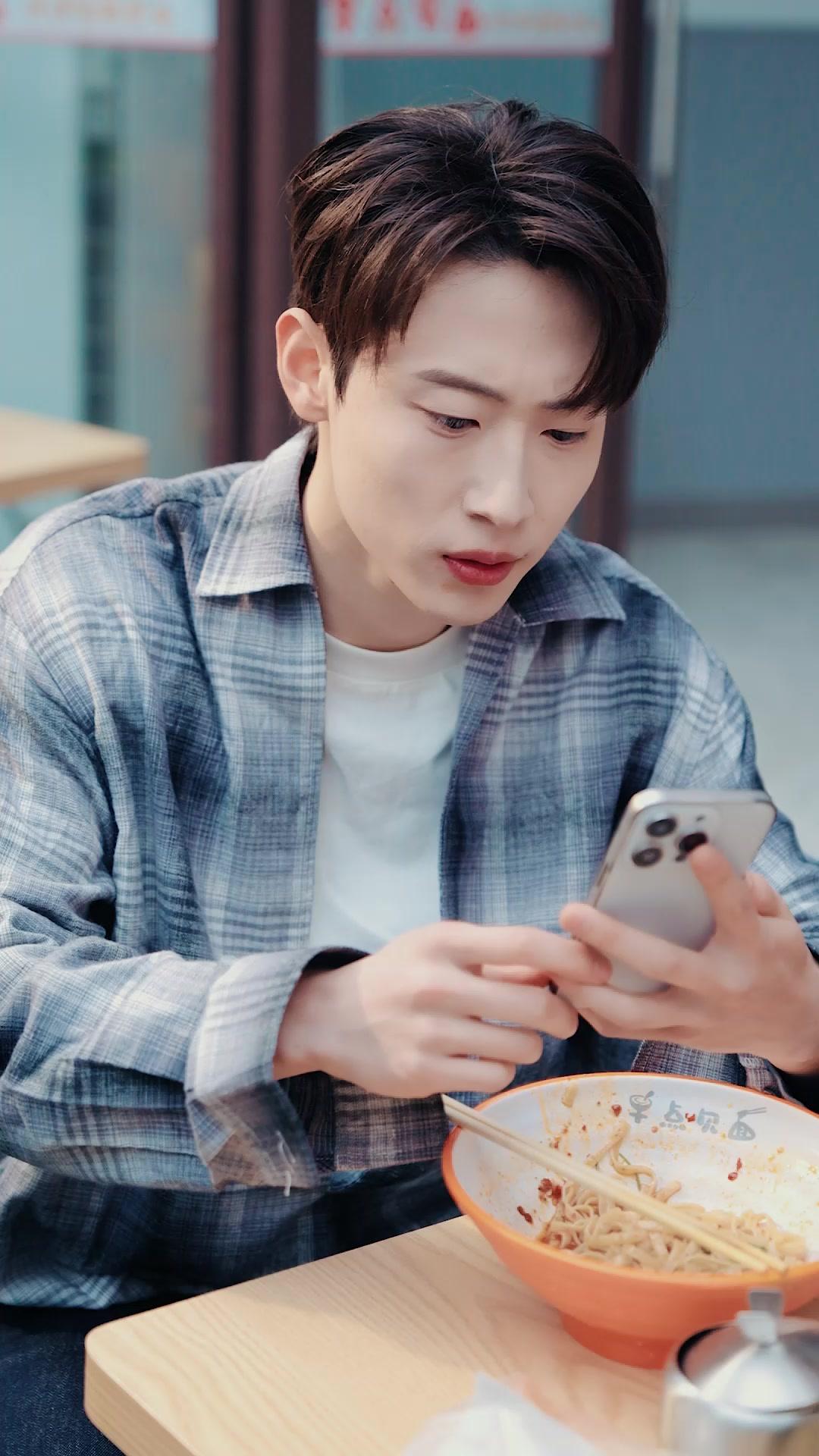 Putra Terbuang, Raja Ditakuti