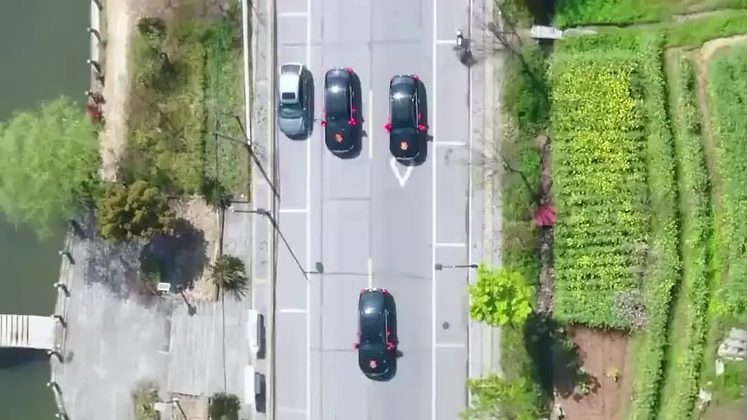 (Sulih Suara) Makin Boros, Rezeki Malah Lancar: Ketika Jodoh Datang di Tengah Jalan Raya