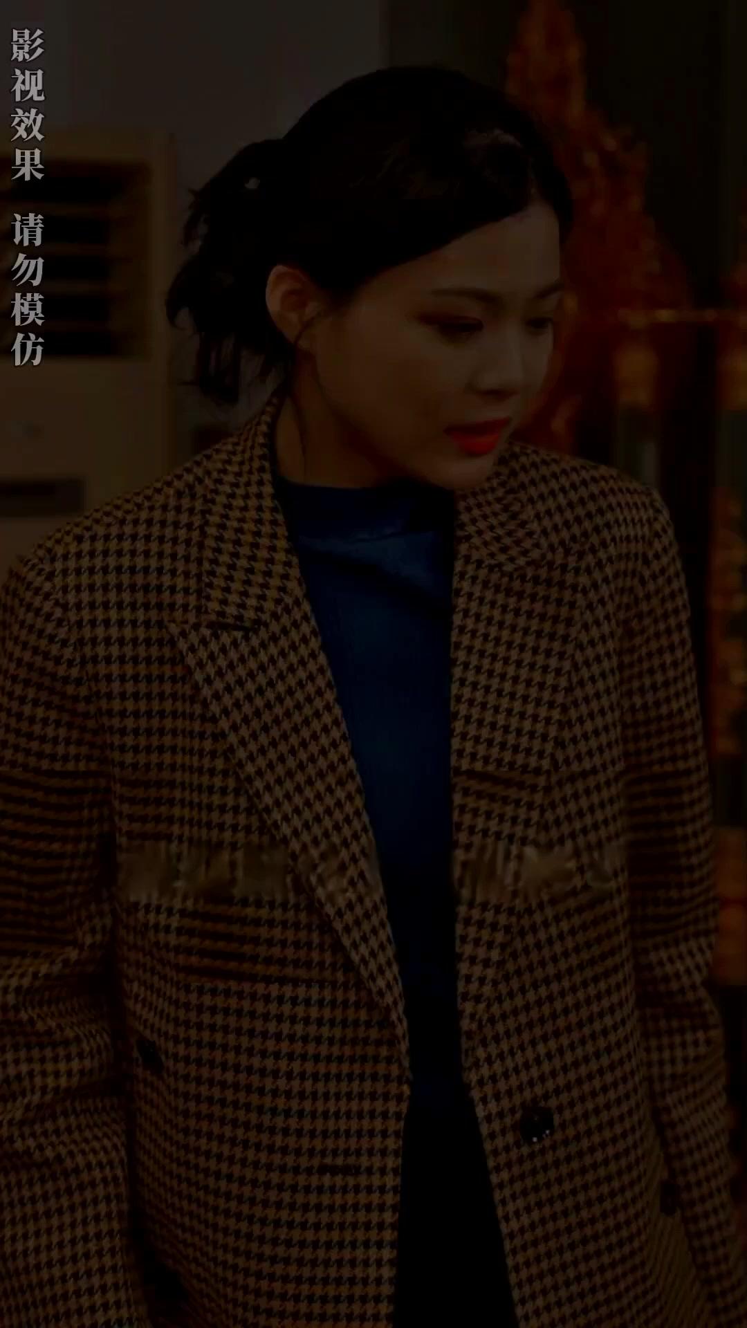 رئيسي لا يحب النساء ... فأحبني