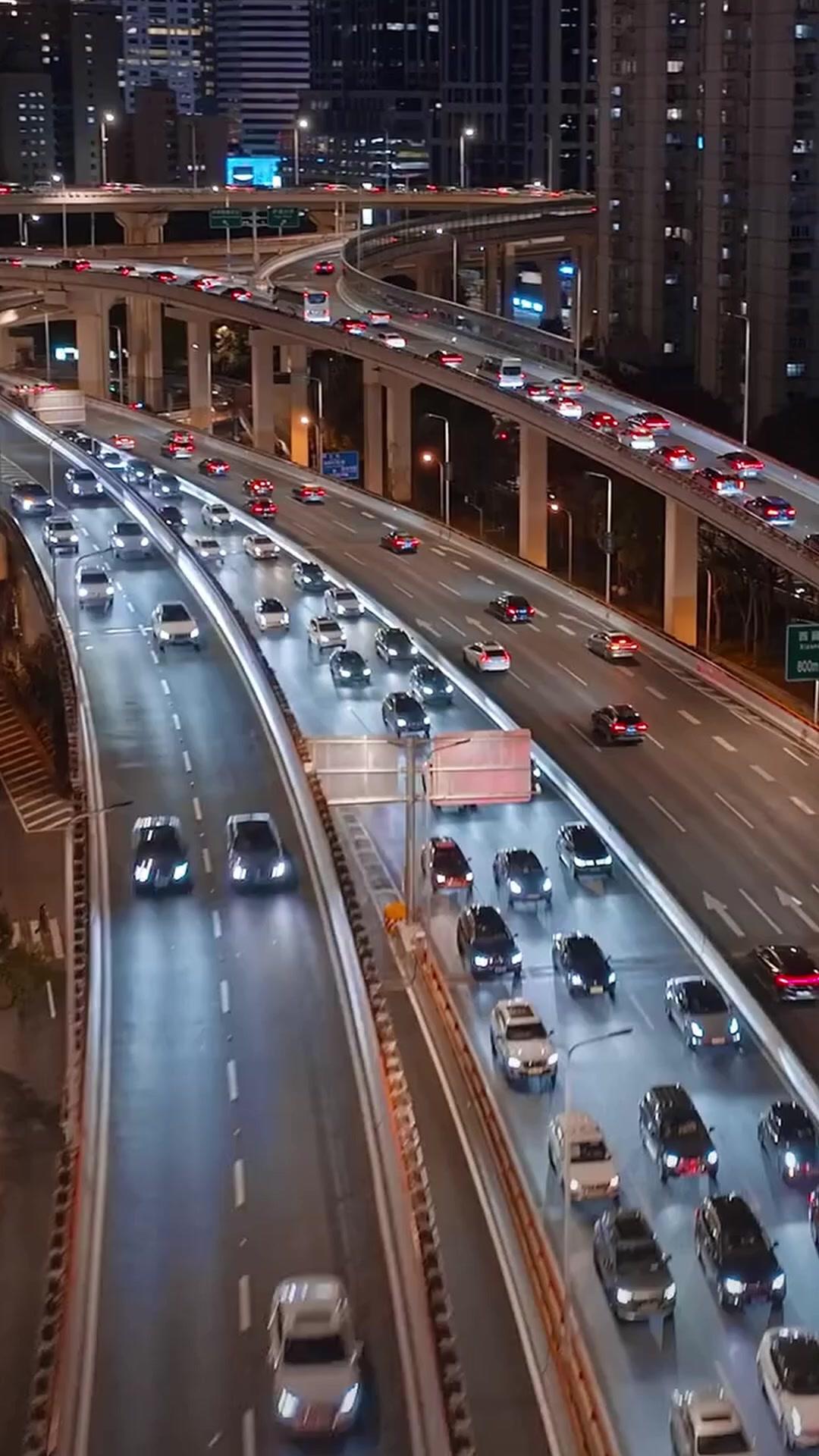  Ratu Perang Terlahir Kembali