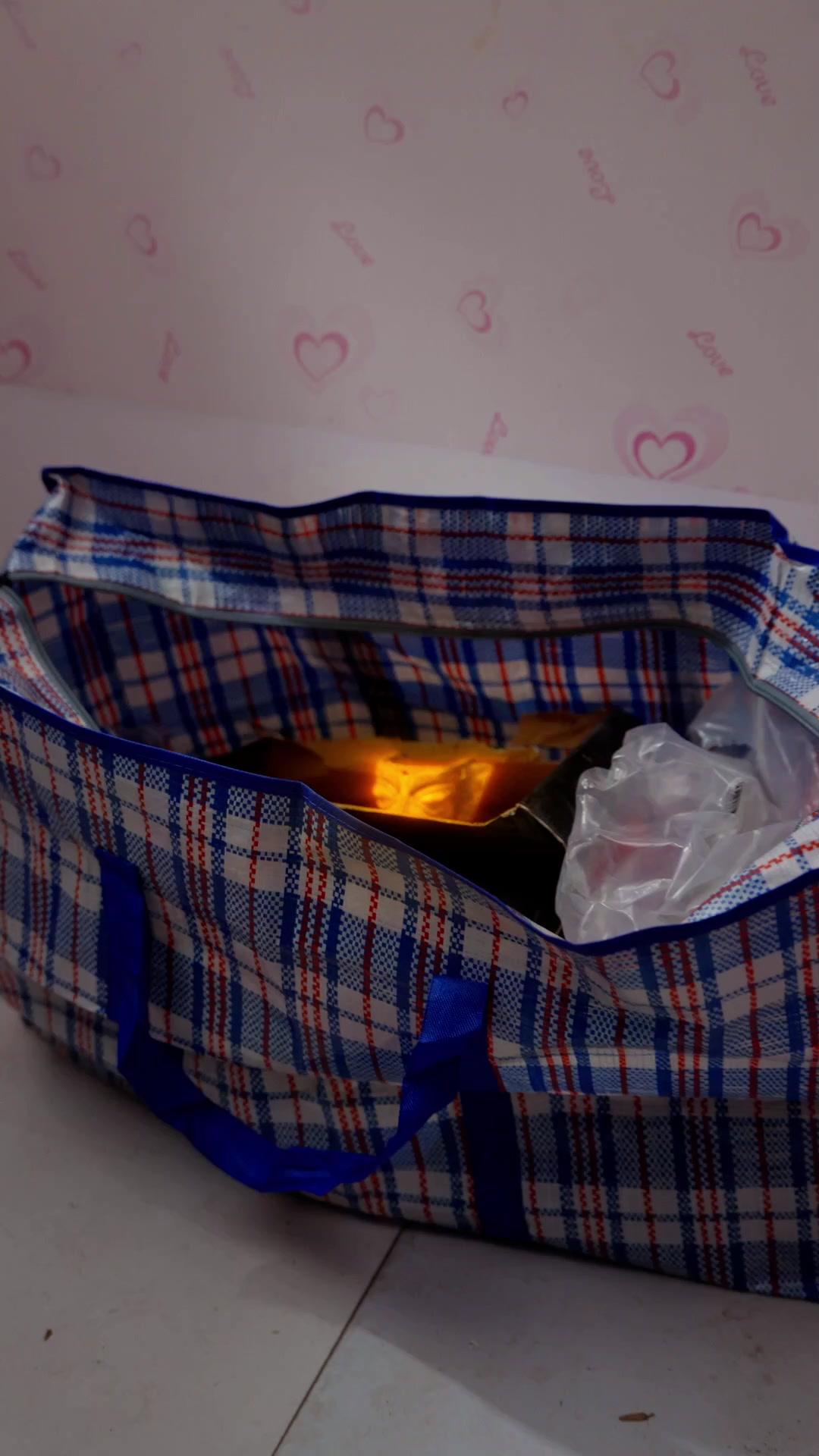 Sweet Girl? True HUMAN SCANNER