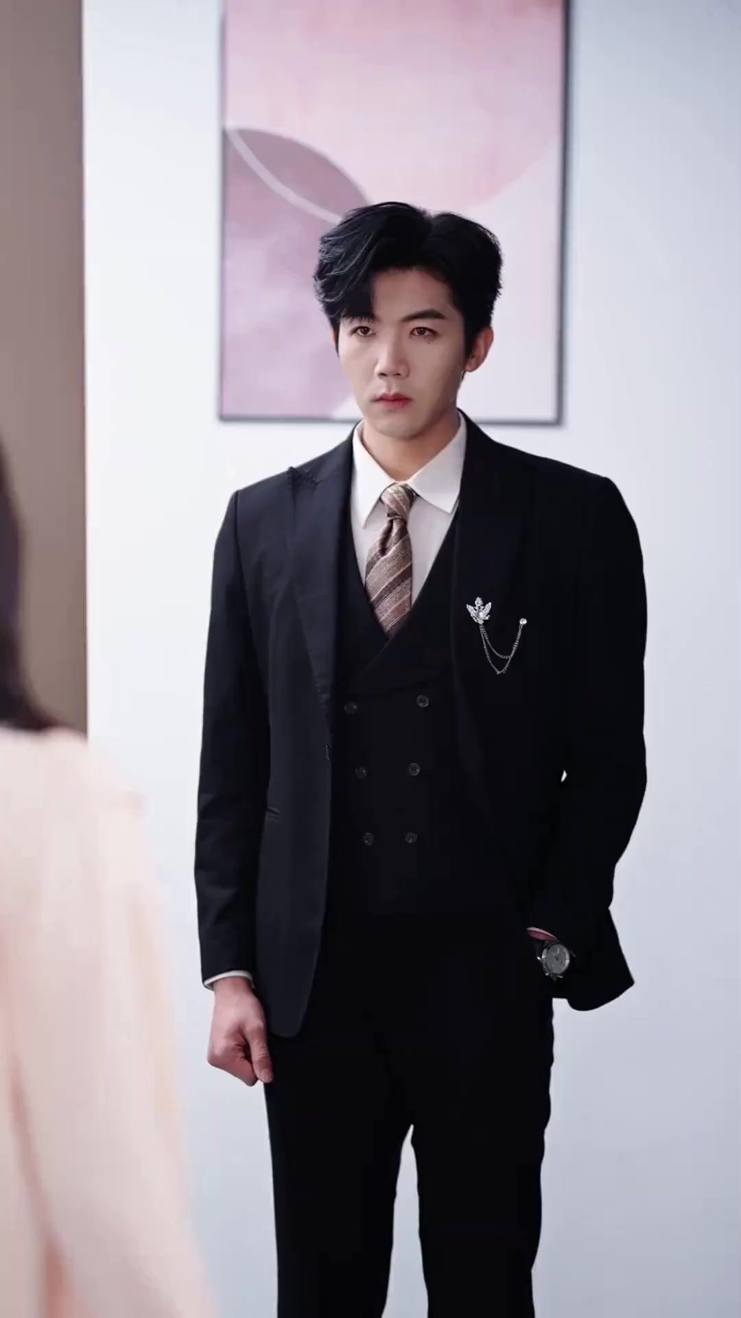 (더빙) 정규직 하나로 사모님 되기