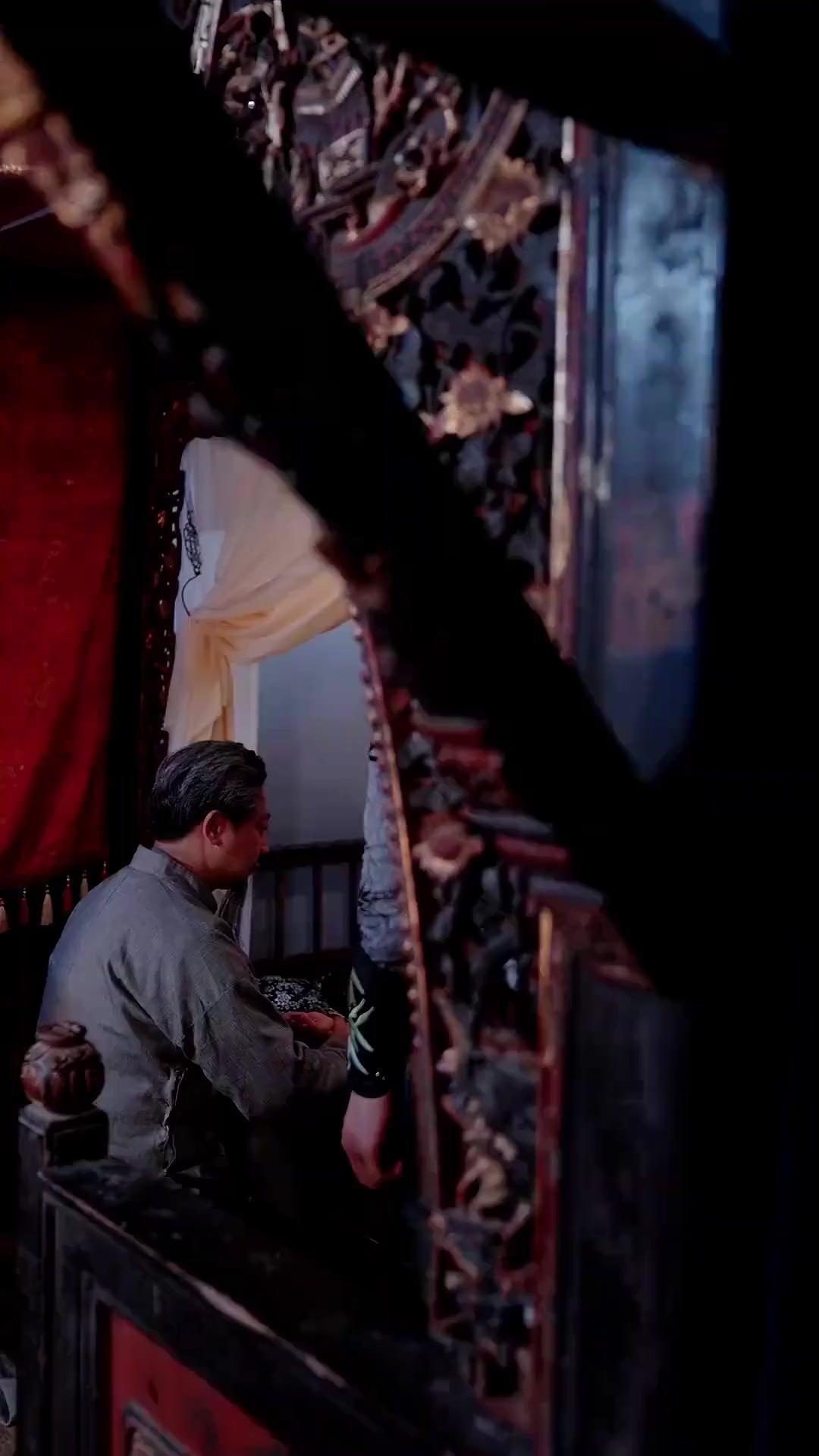 (Dubbed)God in Baby: Tears First, Blood Later