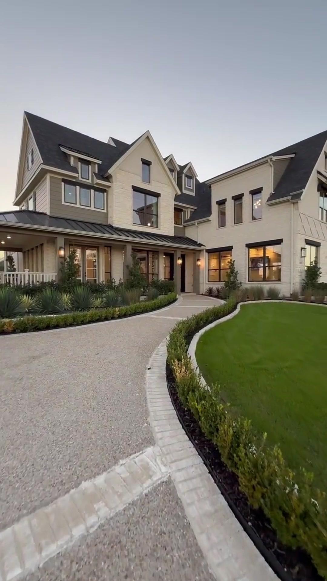 His Love, Her Weapon