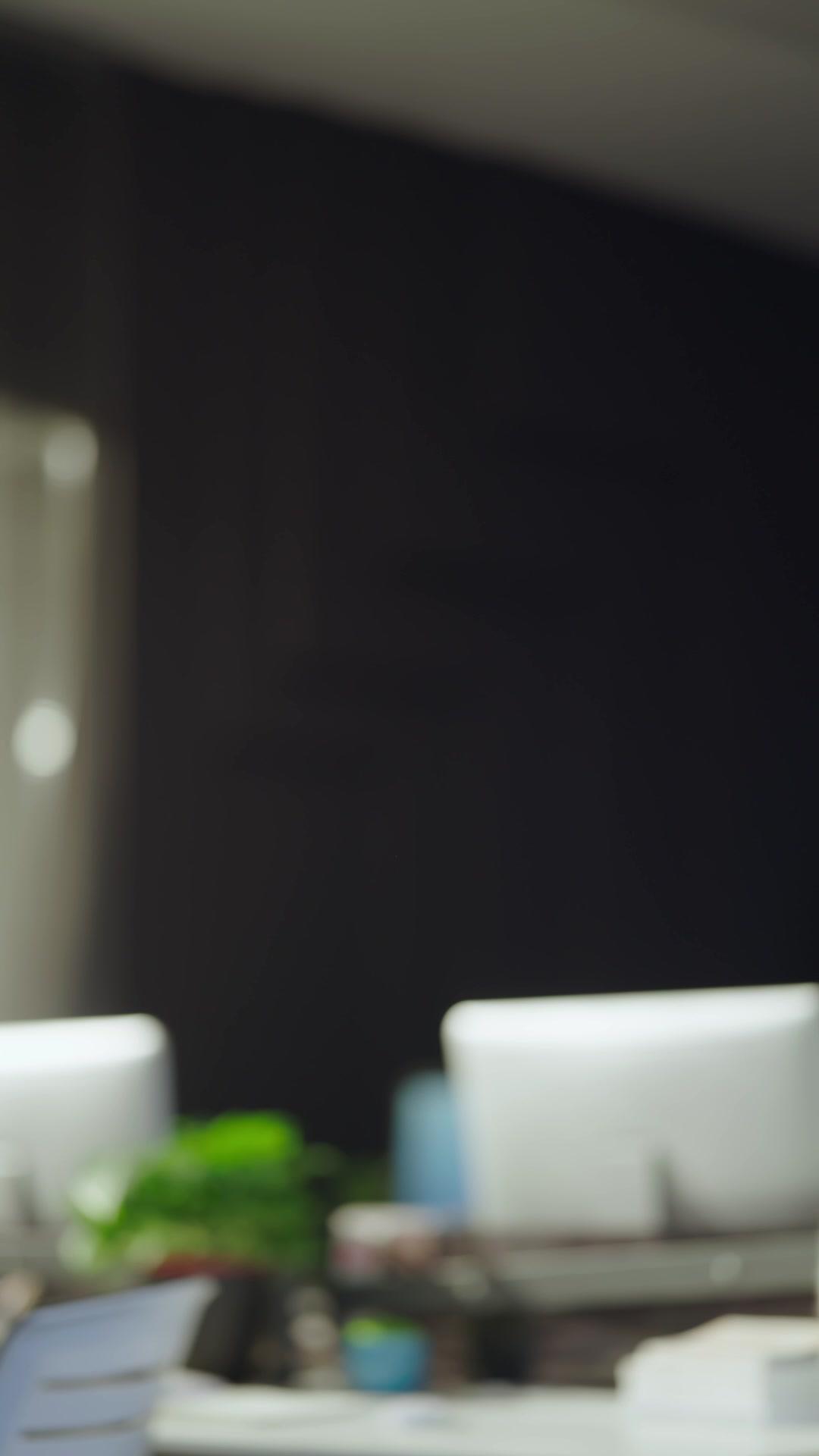 Enough, Jerk! I'm Done Saving You!