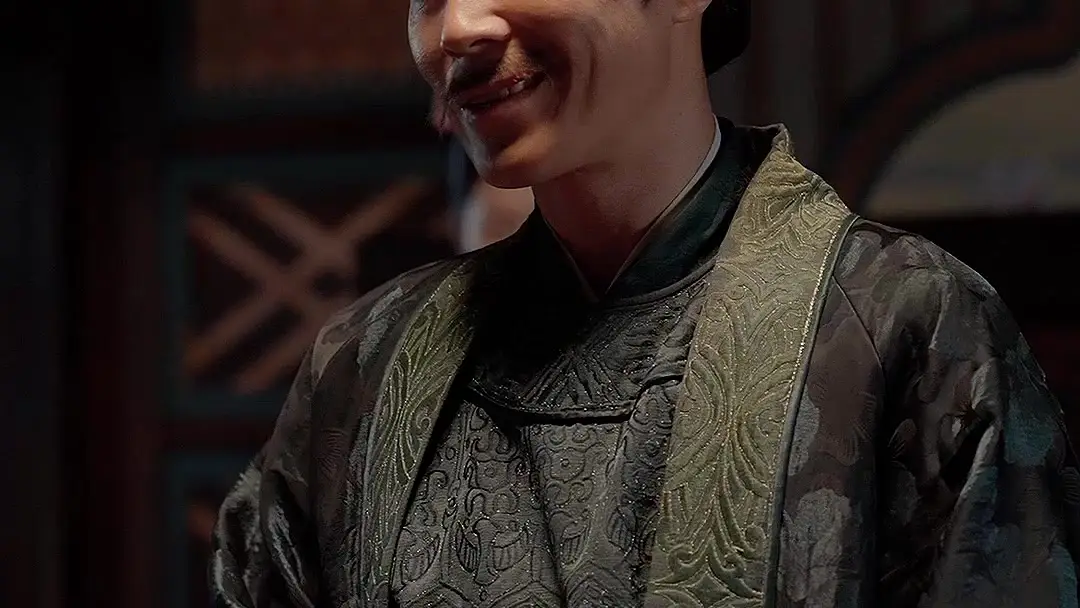 Shadow of the Throne: When a Smile Holds a Sword