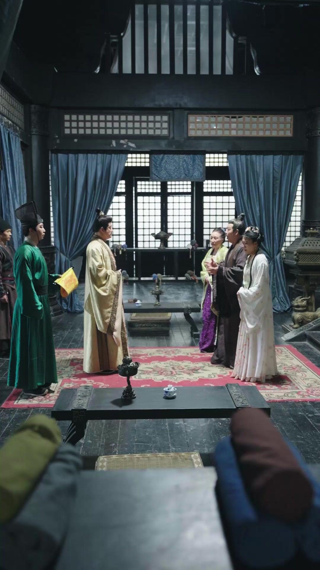 Kue Kenari Pembawa Berkah