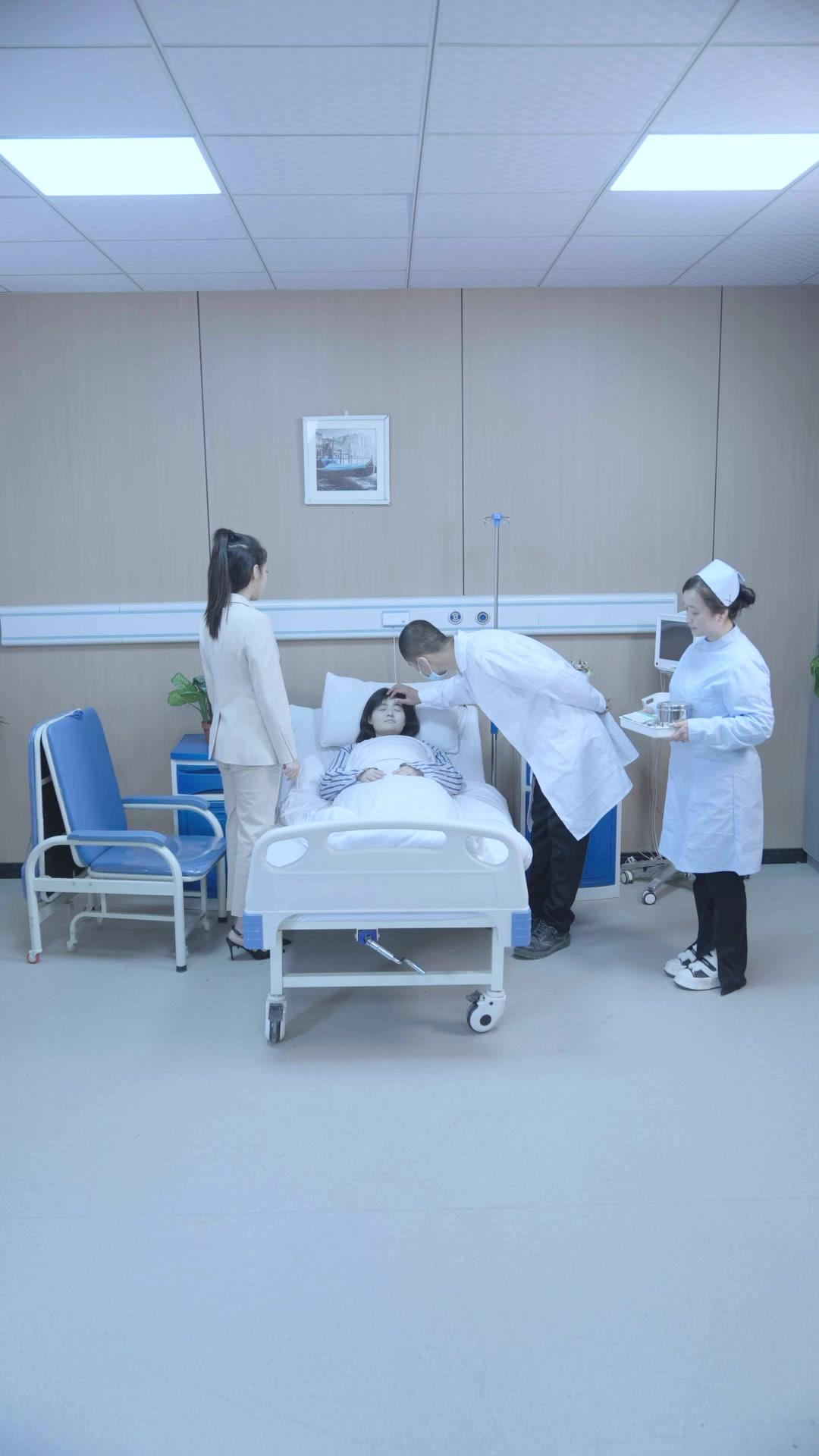 PAPA MILLIARDAIRE, FOU D'AMOUR