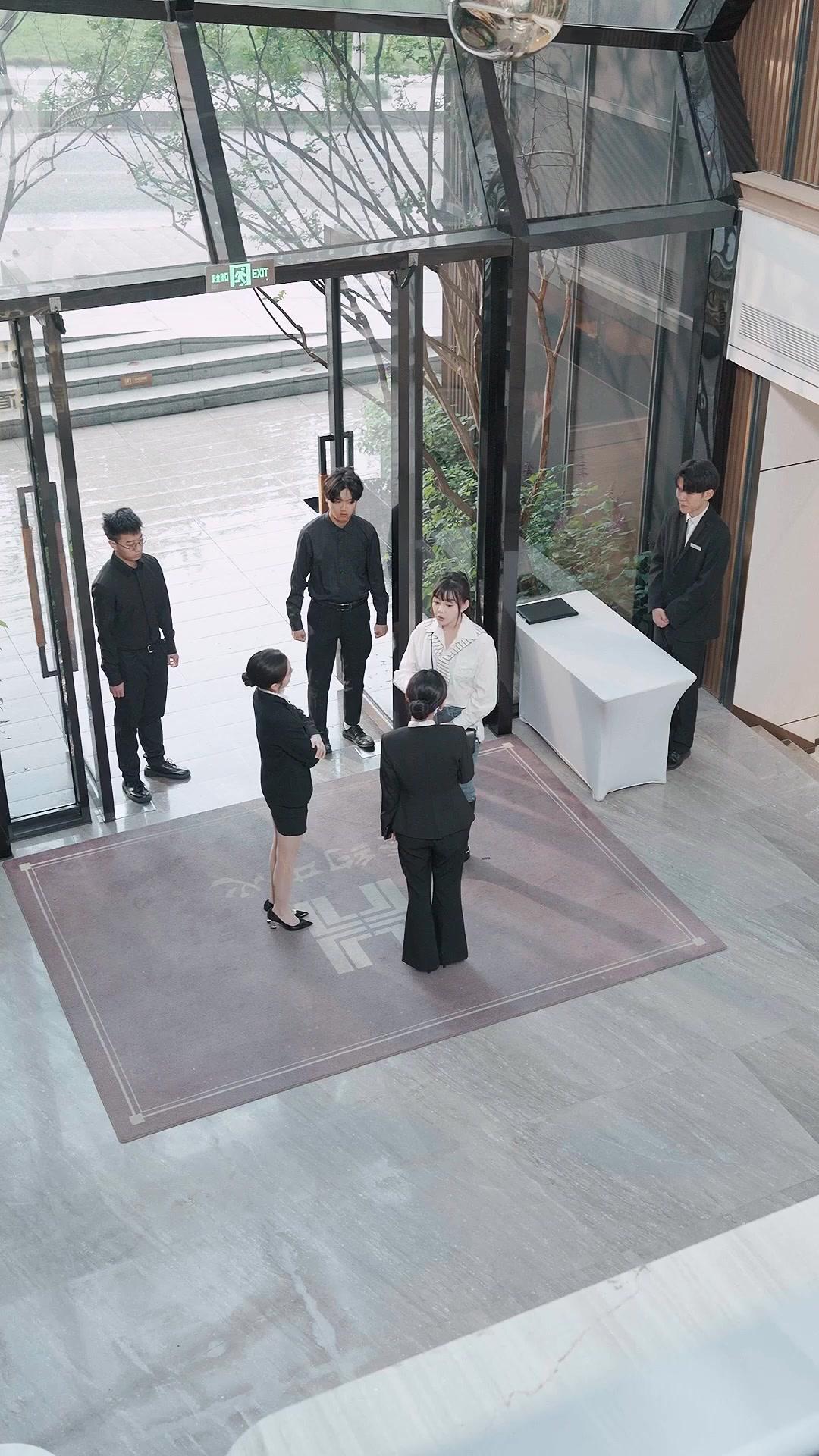 閃婚甜妻是大佬