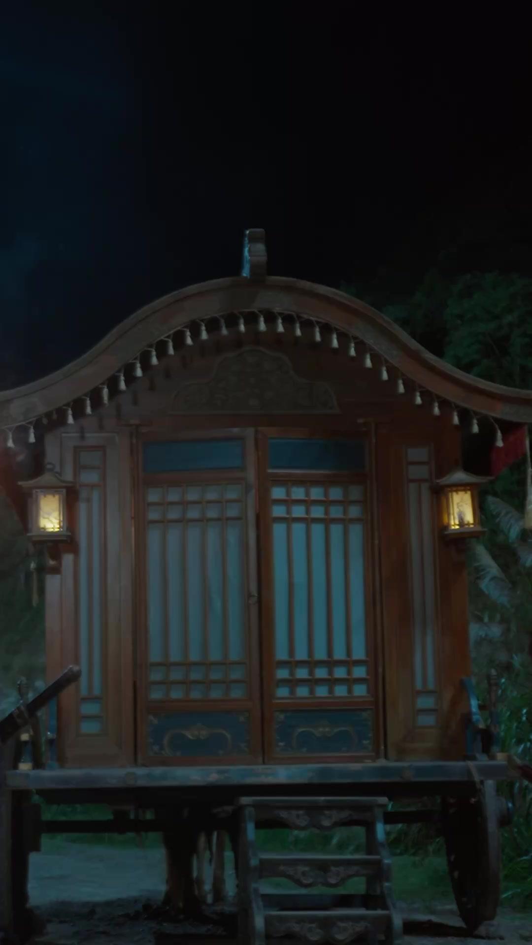 Scoppia il Caos a Corte