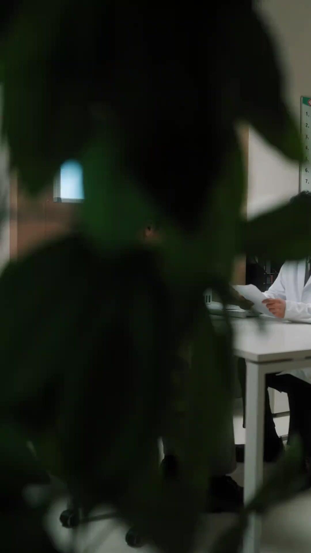 (吹き替え) 俺の死で終わるはずの愛