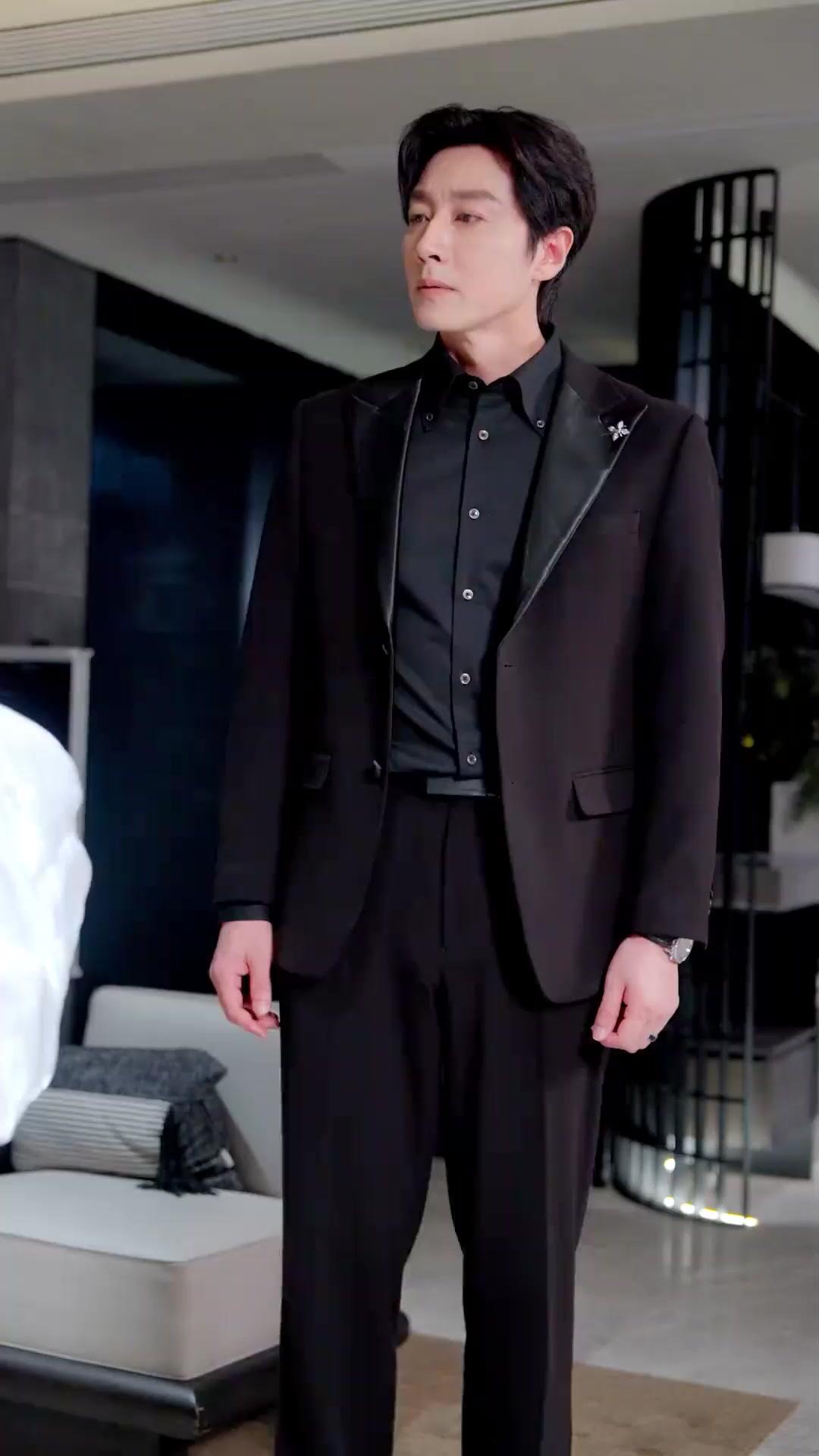 (พากย์เสียง)โทษทีนะ นี่ไม่ใช่ลูกนาย