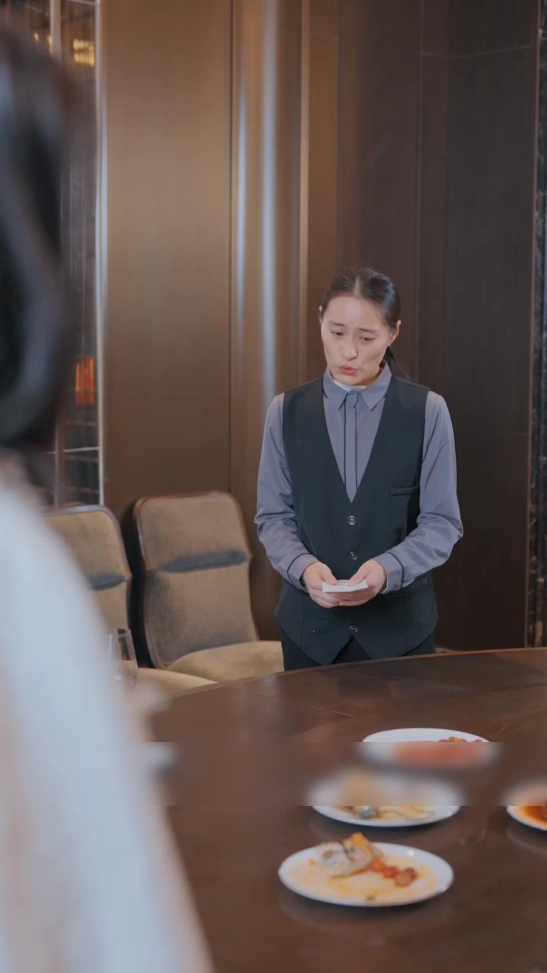 Istri Bos Bosan, Mulai Kerja Hari Ini