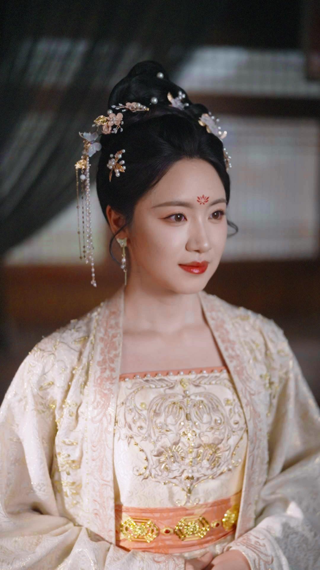 แค้นนางพญาทะลุฟ้า