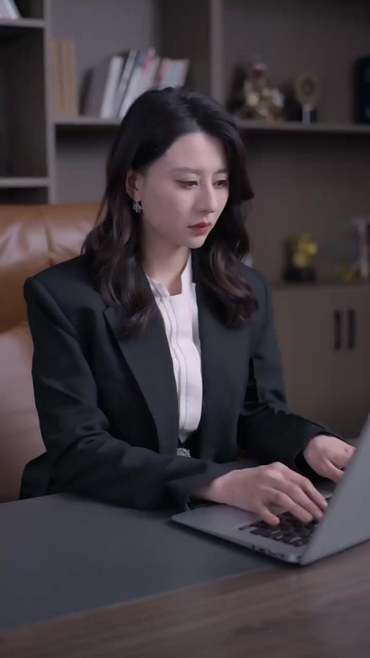  Setelah Putriku Memfitnahku, Aku Tertawa