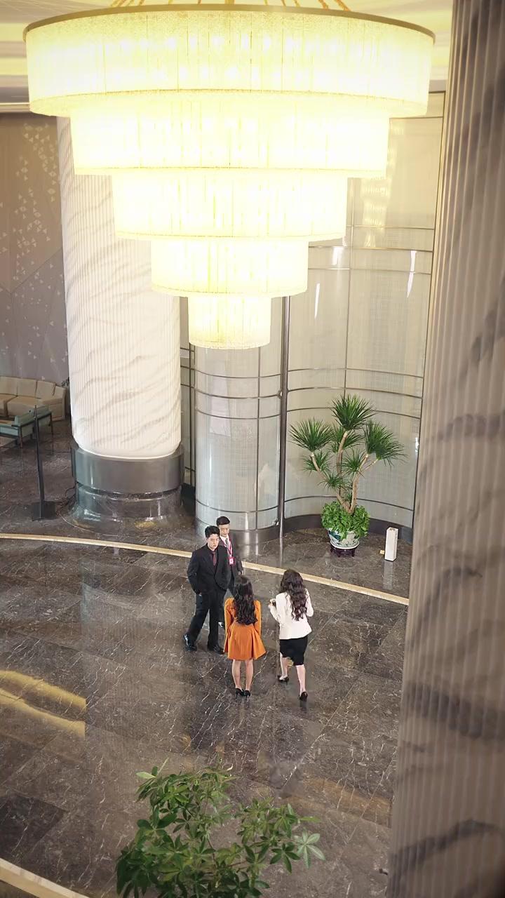 (Dubbed)A Baby, a Billionaire, And Me