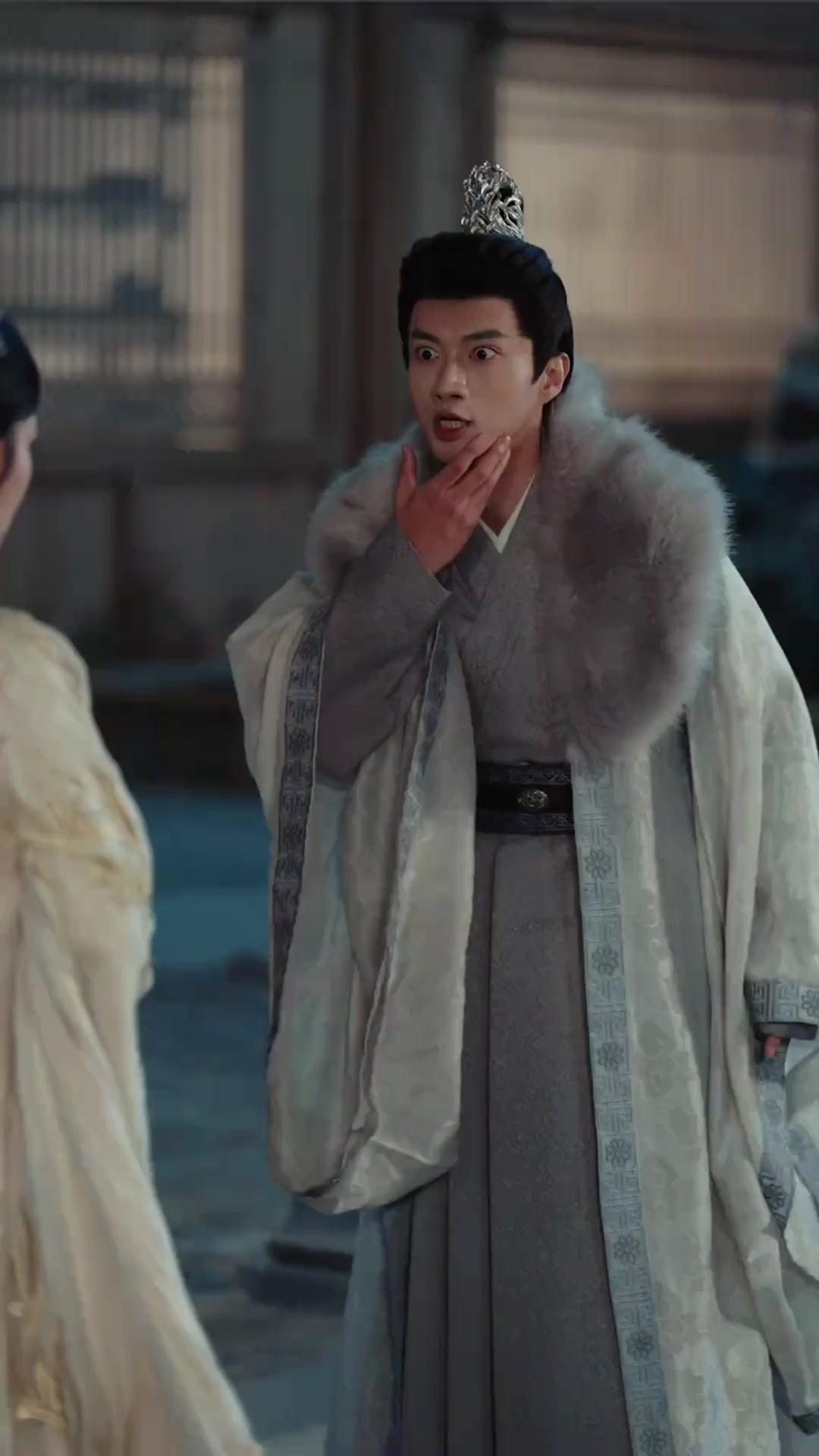 Cinta Kerajaan Yang Rumit