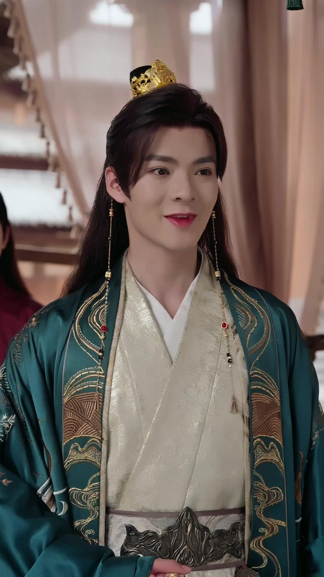 Putri Bangkit, Raja Lahir