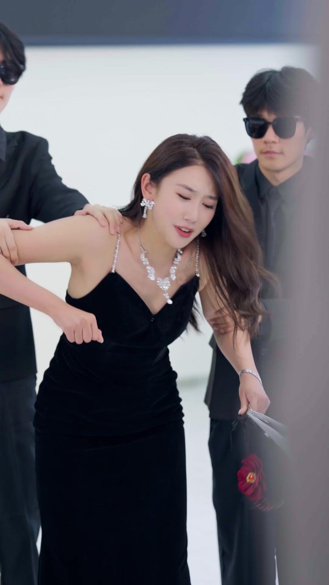 Pasangan Nikah Kilat Ternyata Konglomerat