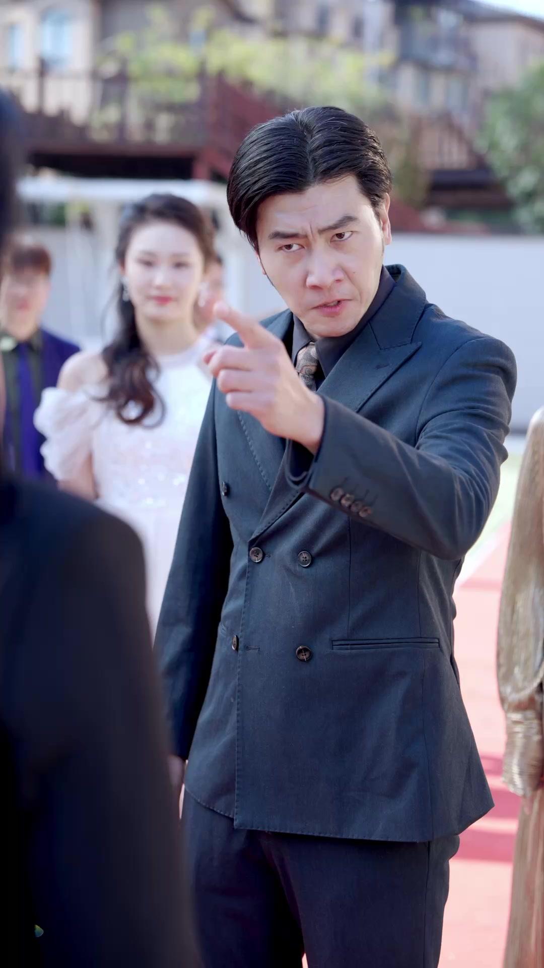 LA REVANCHE DE LA MÈRE TIGRESSE