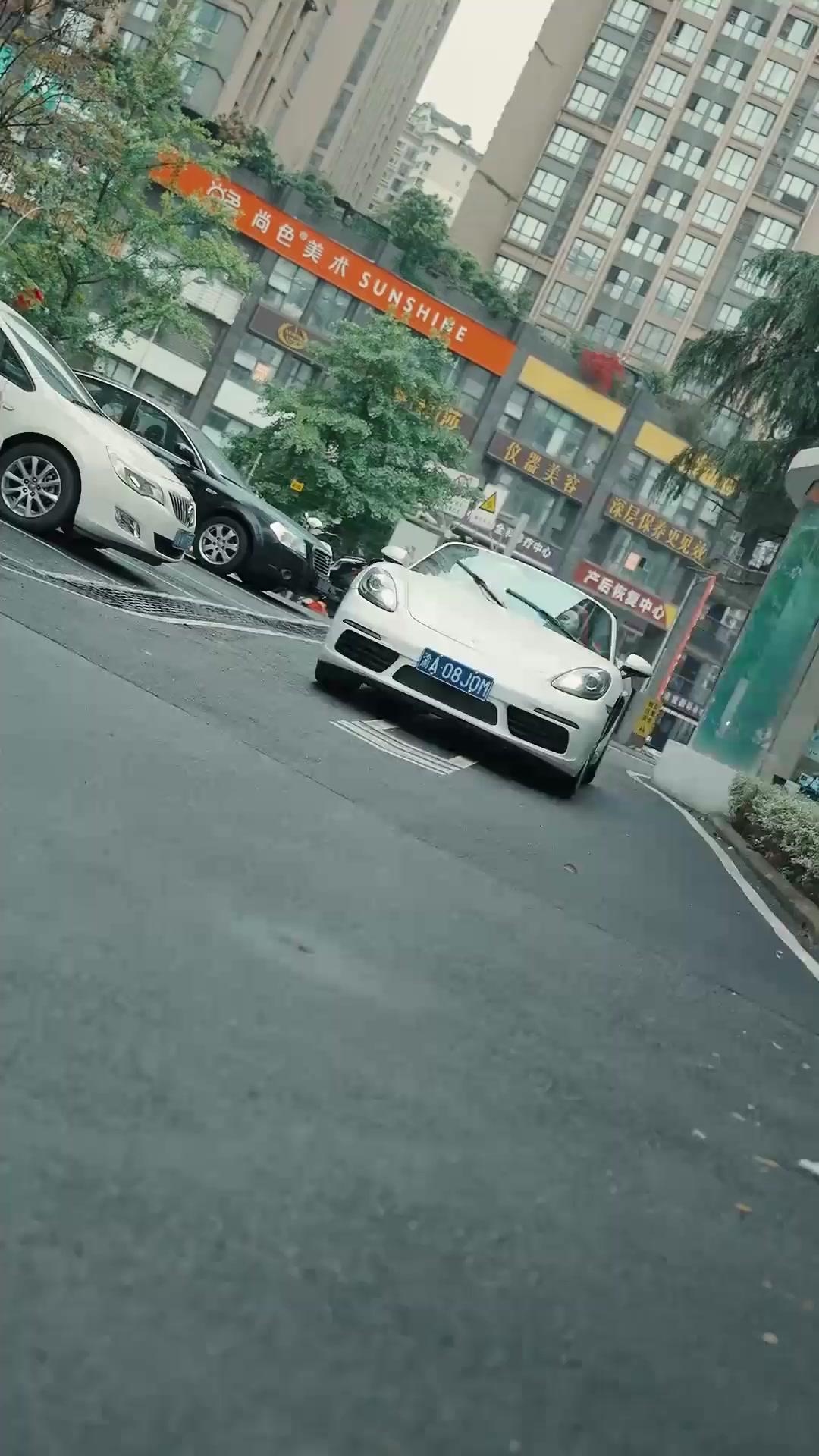 (더빙)내 아내는 슈퍼리치