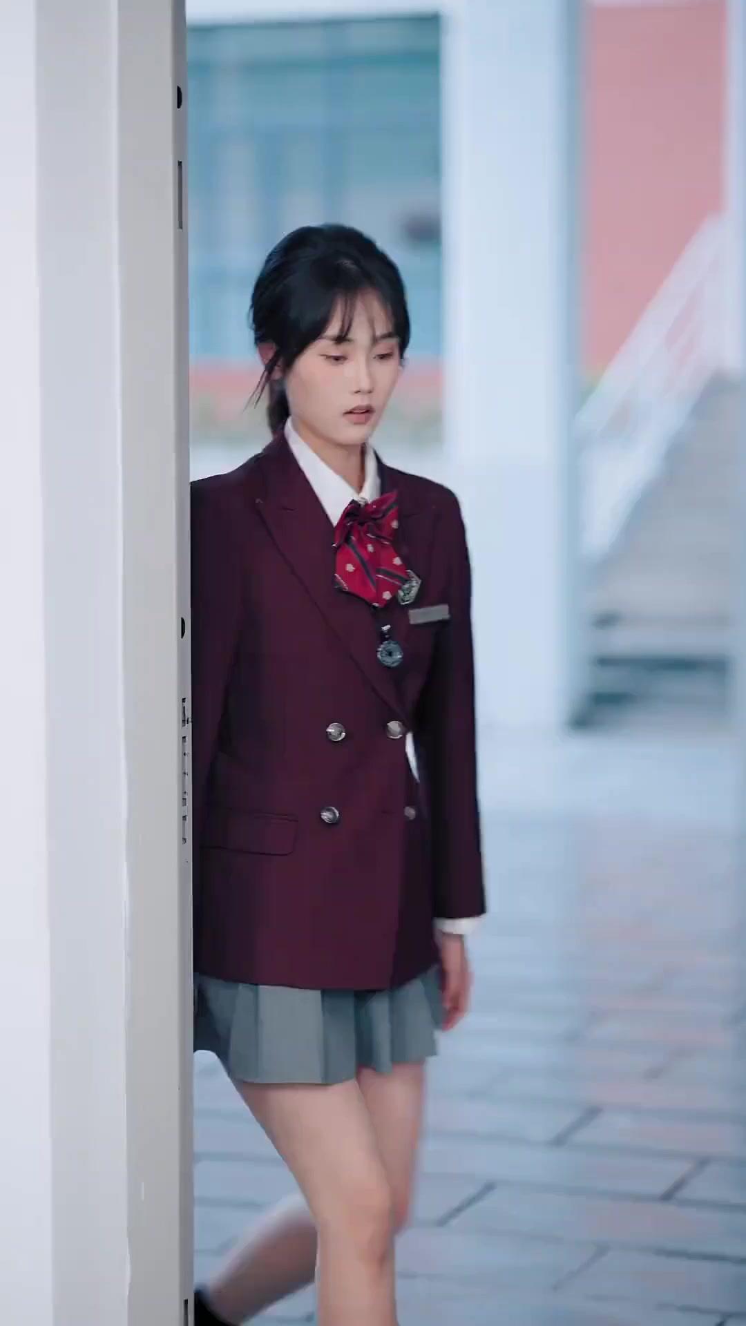 (พากย์เสียง) คุณหนูไม่สู้ สาวใช้ไม่ยอม