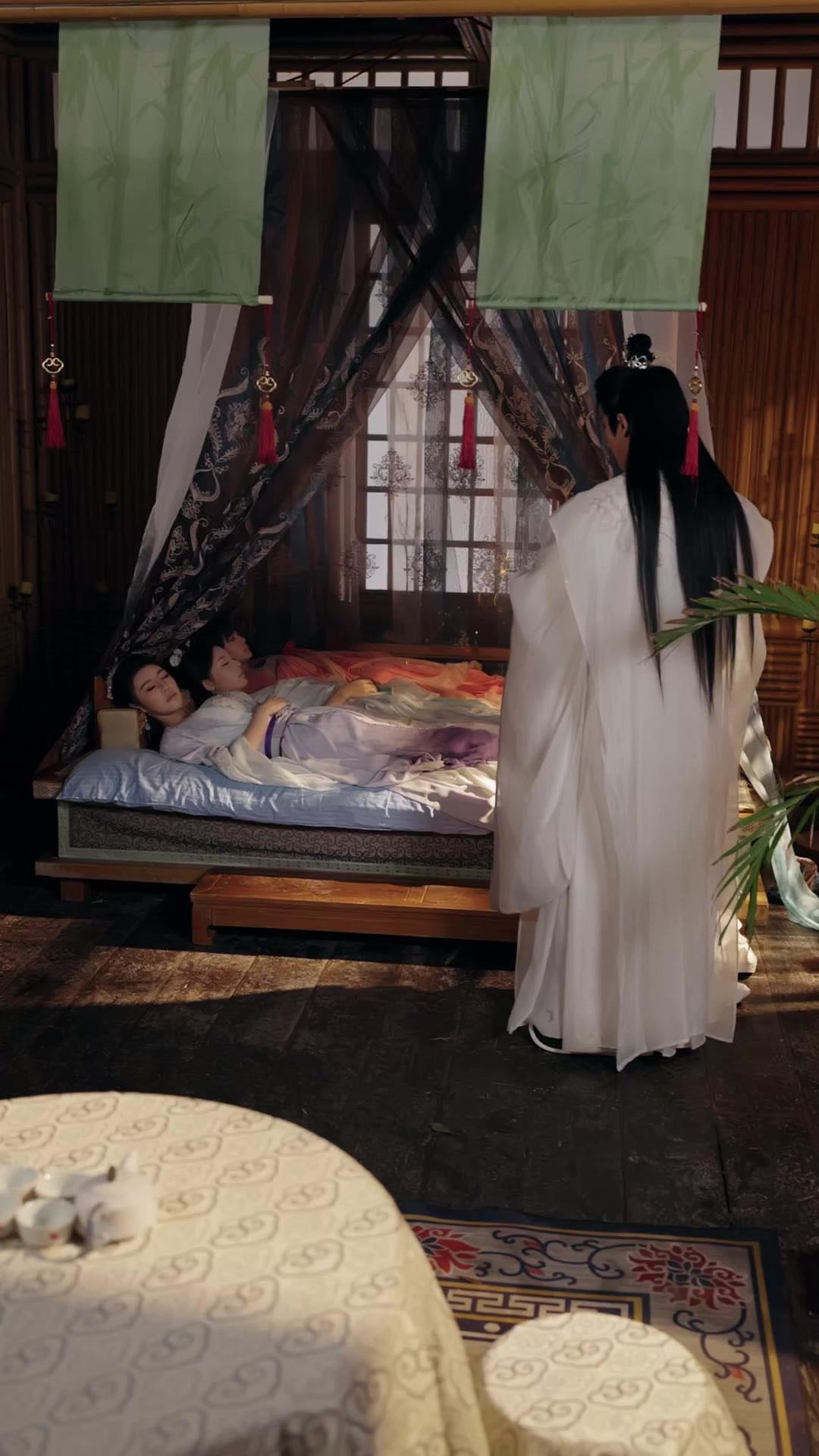 My 3 Wives Make Me a GOD