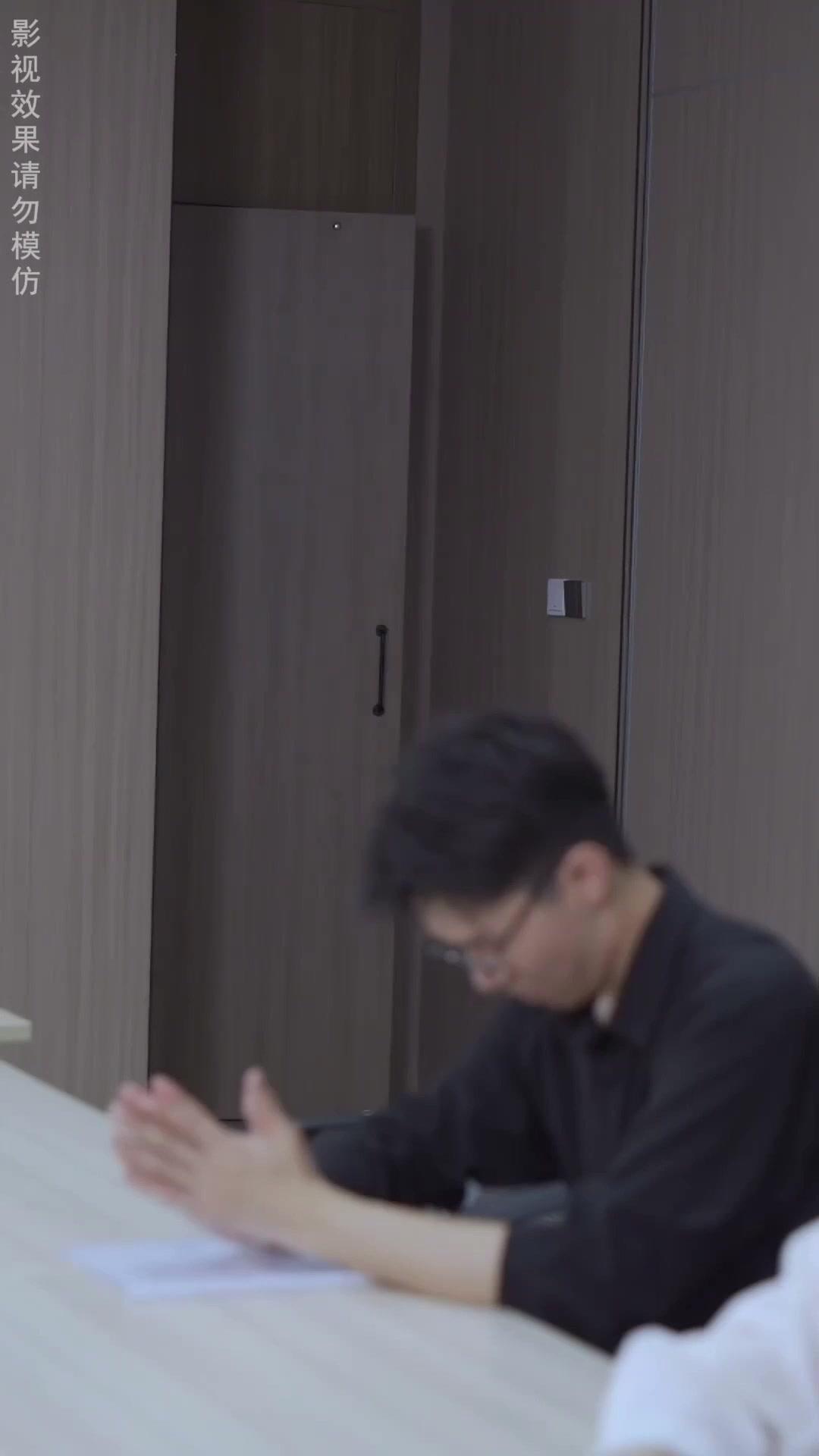 Genius Kecil: CEO Ibu Lari Hamil