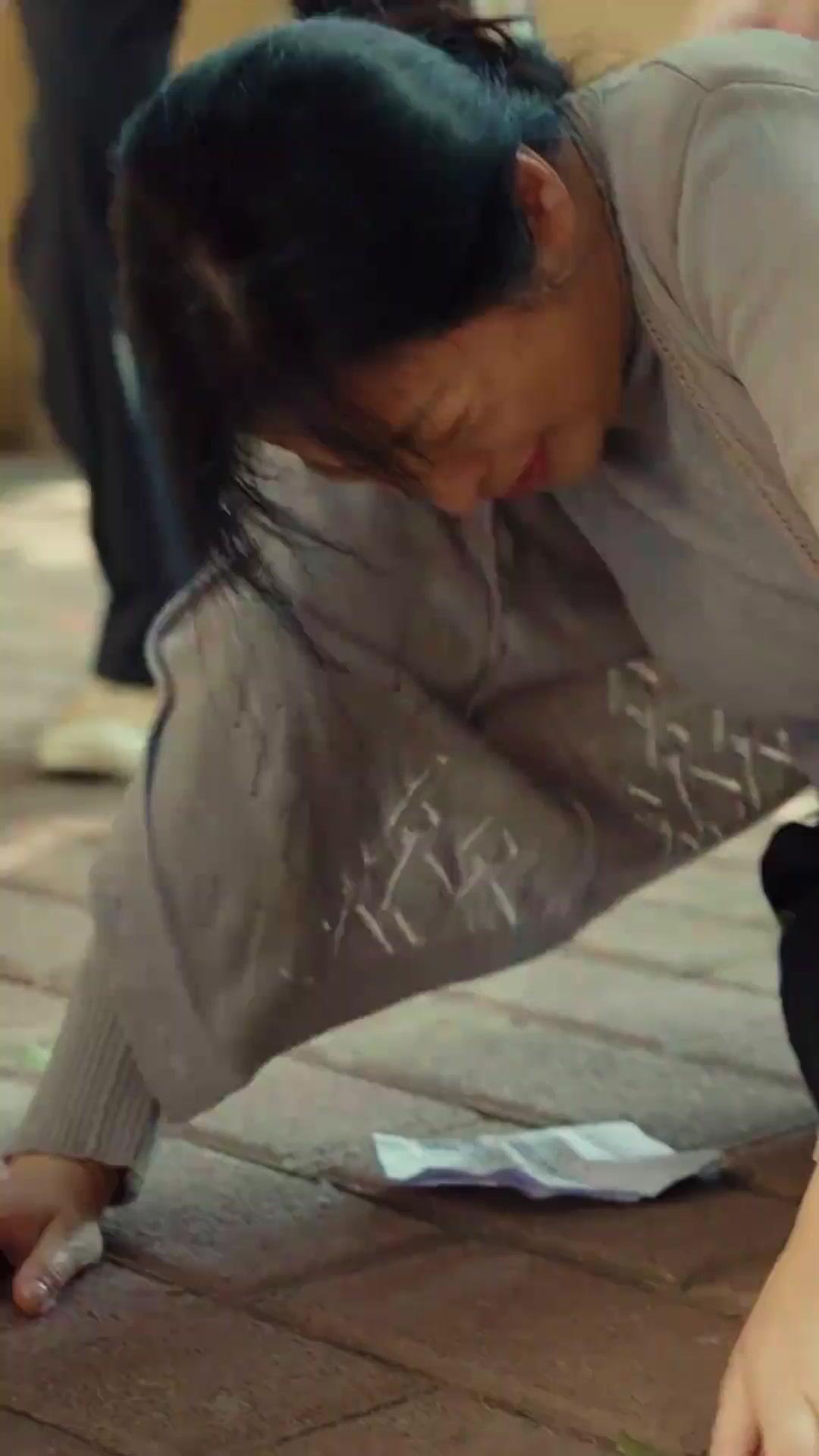 Waktu Berlalu, Cinta Tersisa