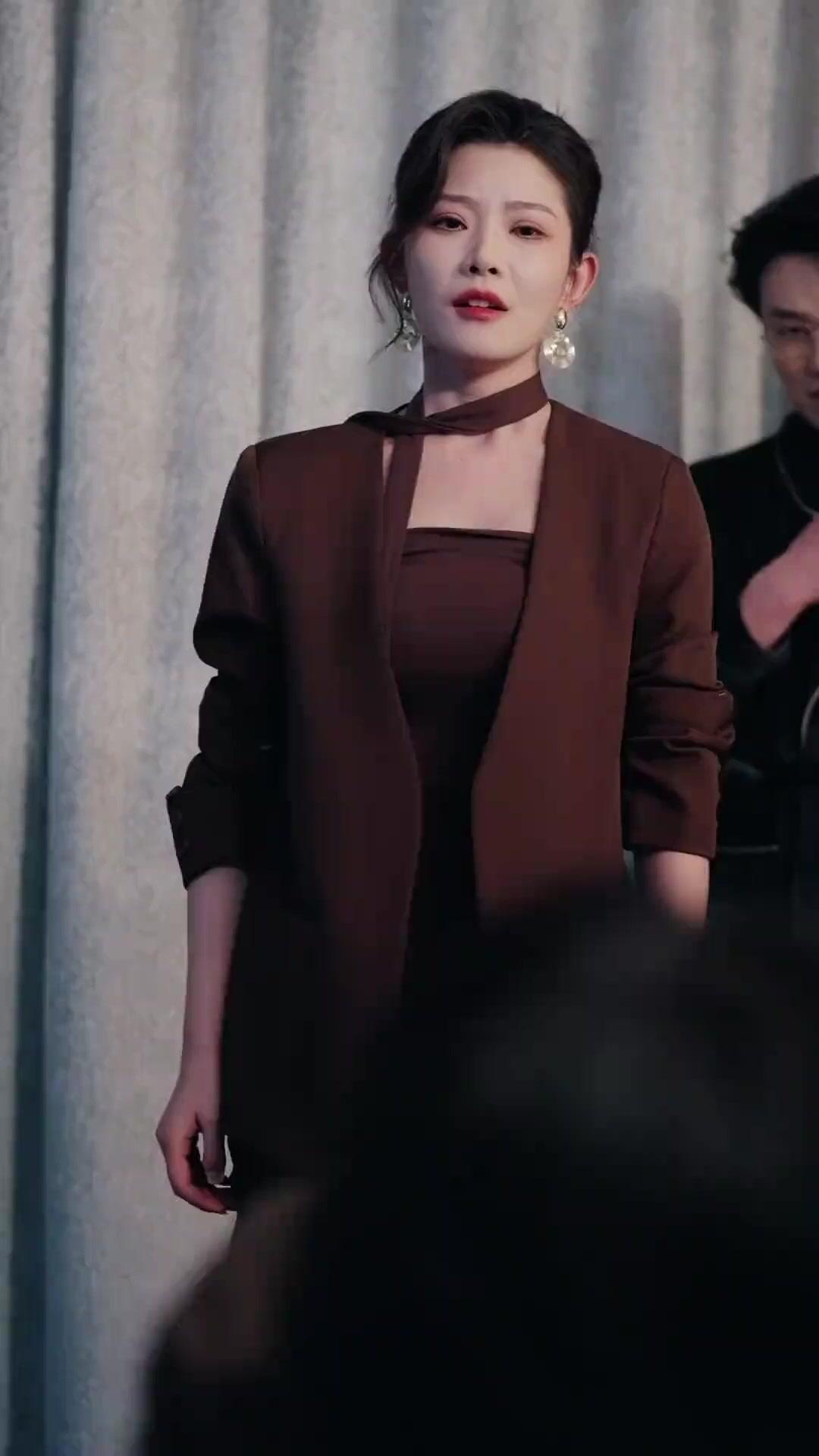 My Worthless Husband Is a Billionaire