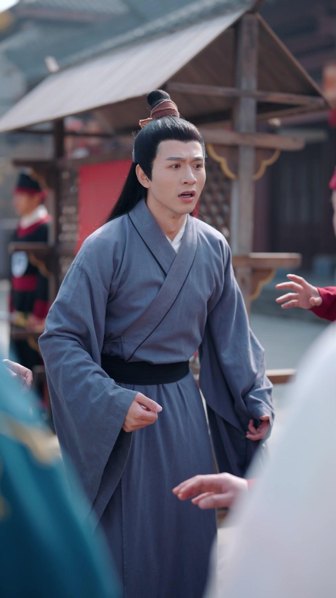 Reborn to Build a Women’s Era