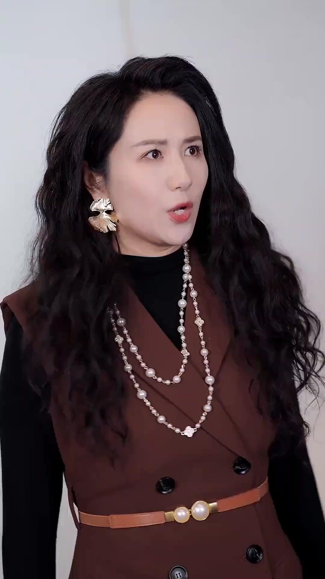 (Dubbed)Take Two, Eva!