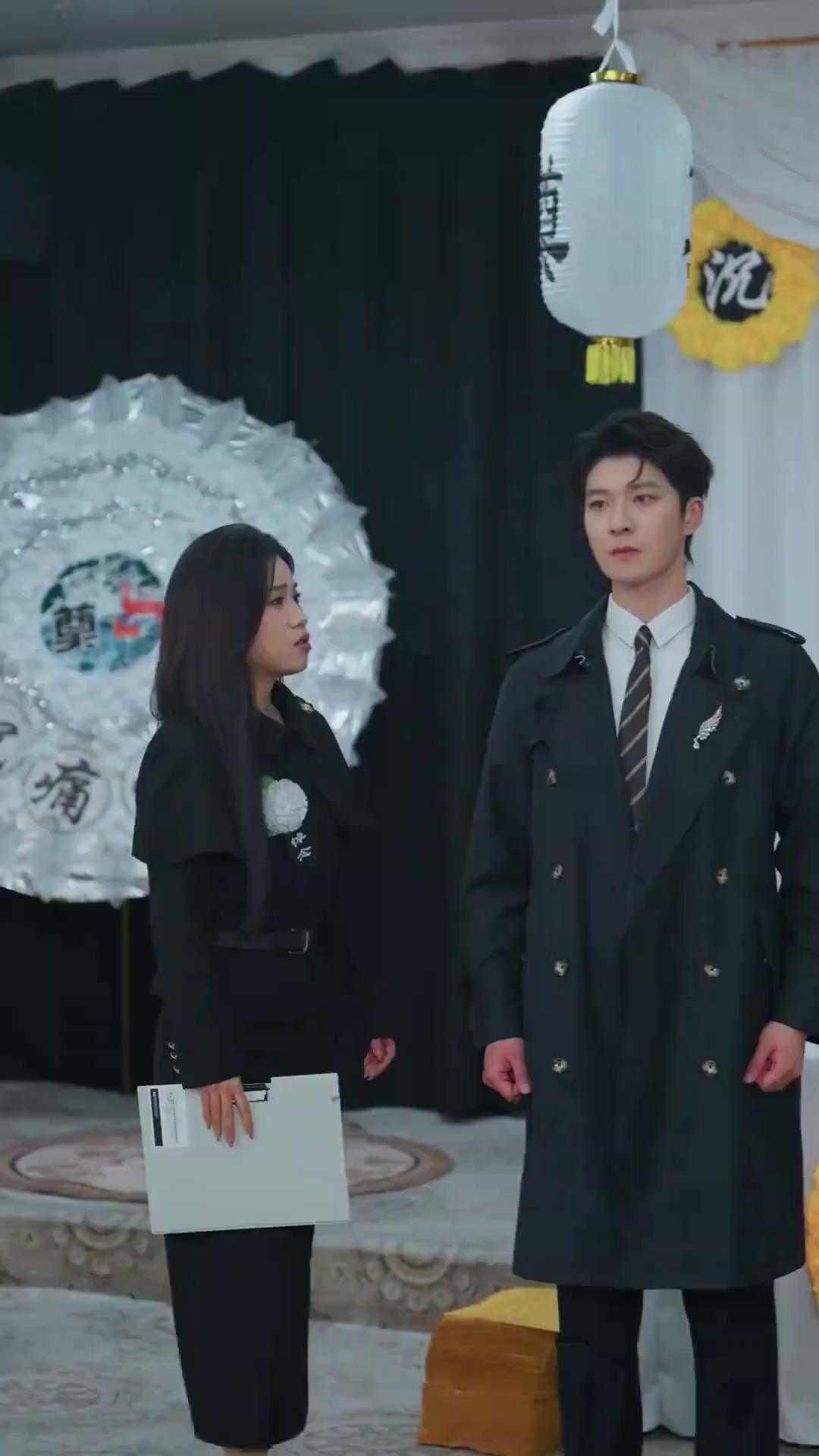 (Dubbed) Step Aside, the Real Heir is Back