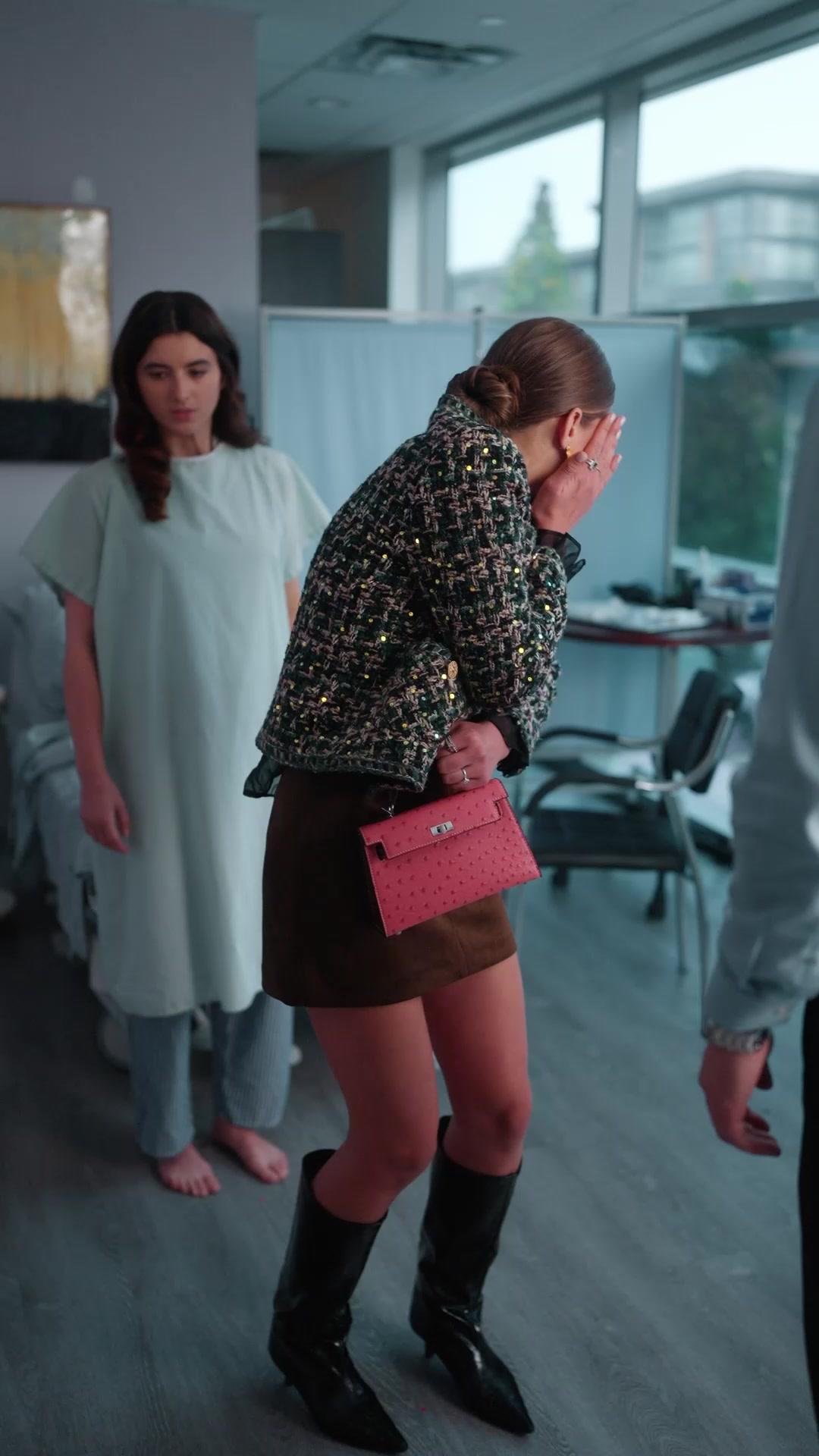 Wake up Daddy! Mommy is Dying！