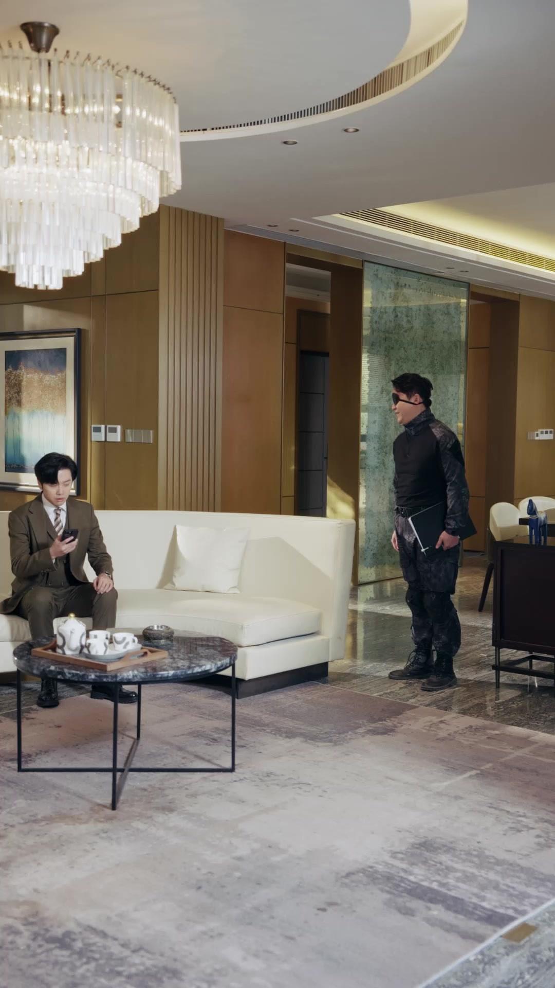 ¿Una carnicera de guardaespaldas?