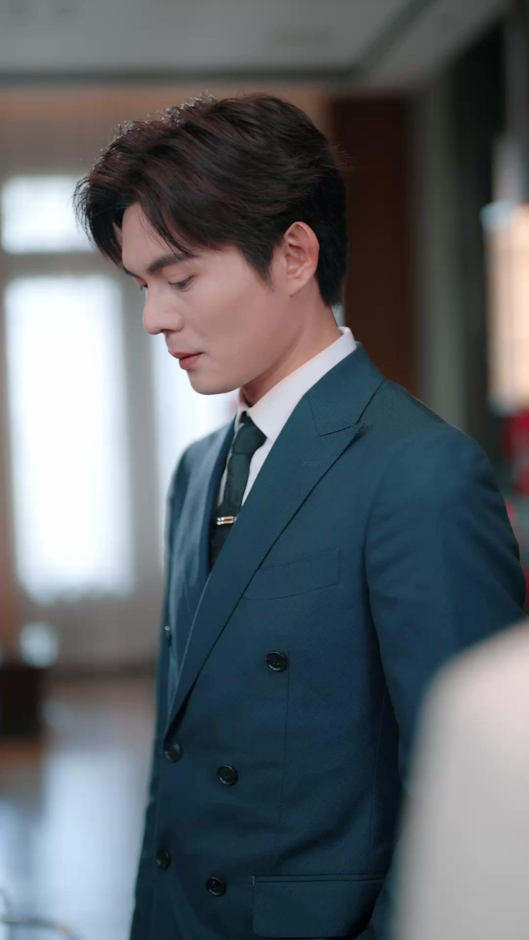 J'ÉPOUSE LE RIVAL MORTEL DE MON MARI