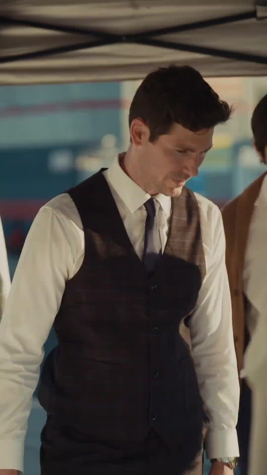 (Doublage)L'HÉRITIÈRE RENAÎT DES CENDRES