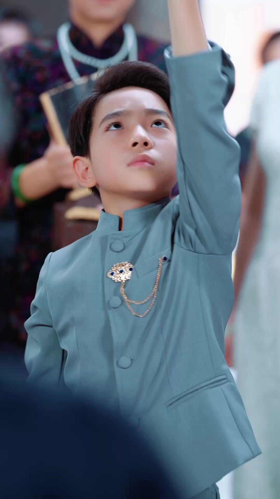 O Herdeiro de 6 Anos: Defender a Herança