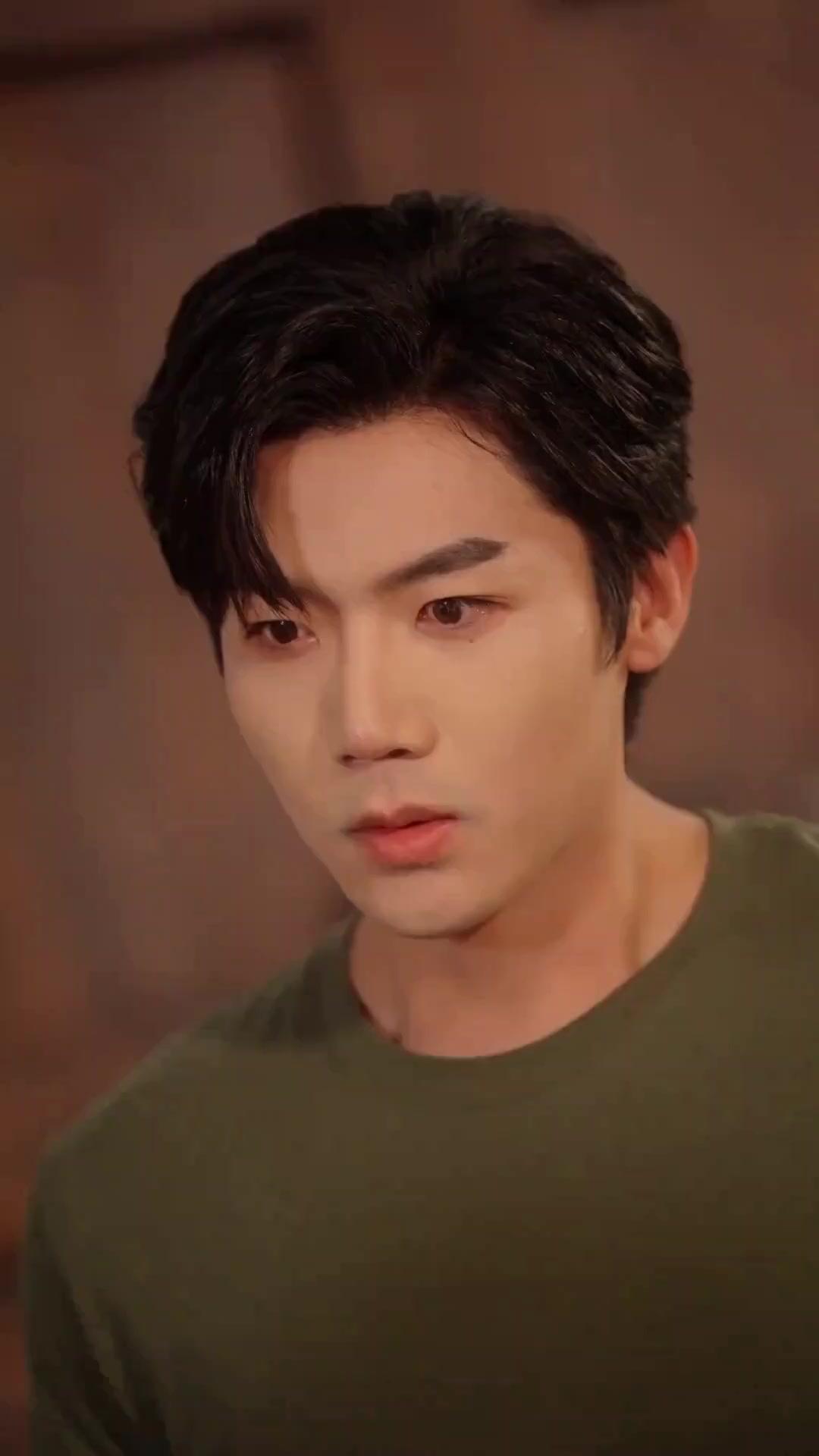 (พากย์เสียง) สามีแปดศูนย์ ผู้ชายแสนใสซื่อ