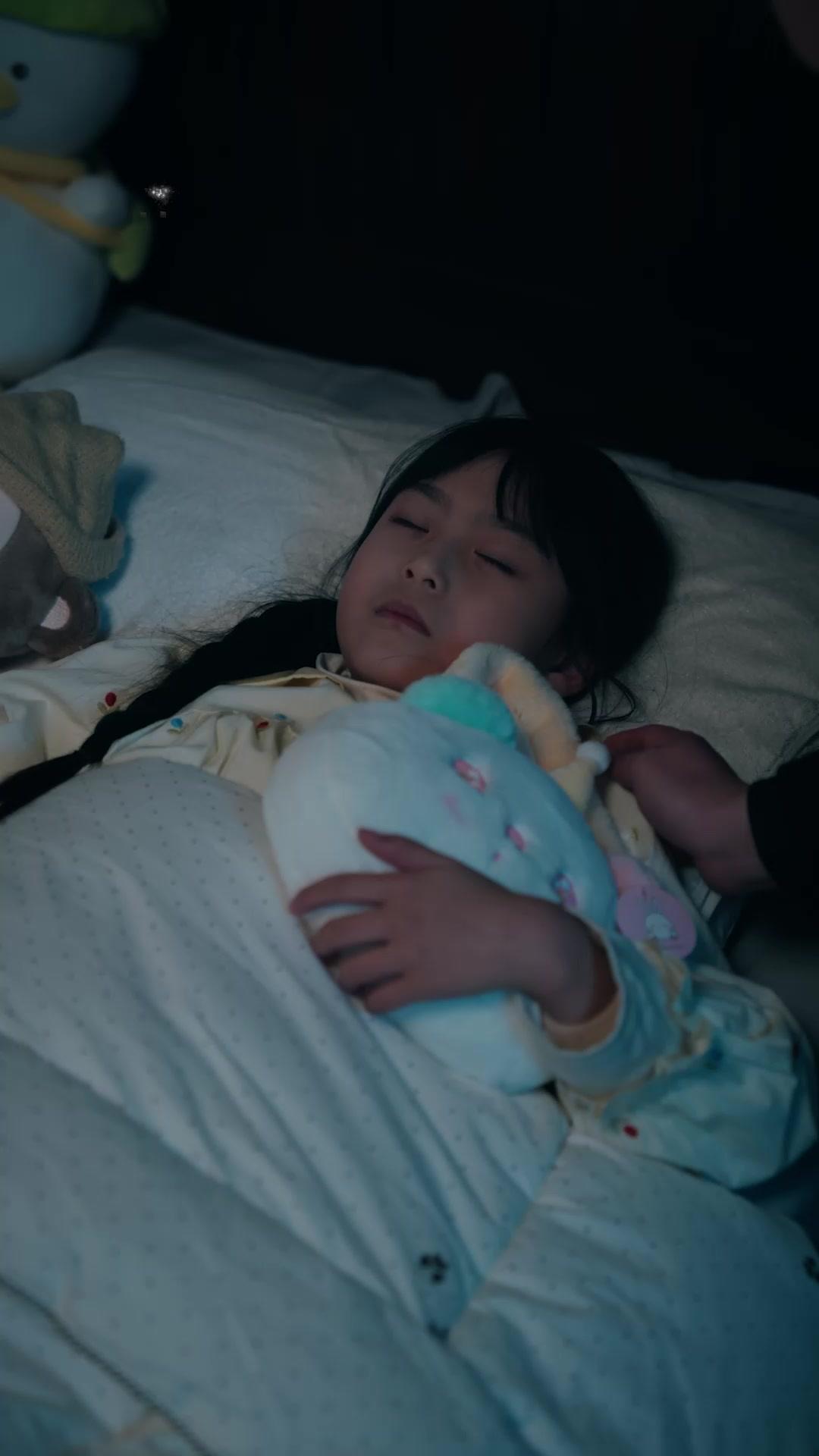 小小福星大大眼