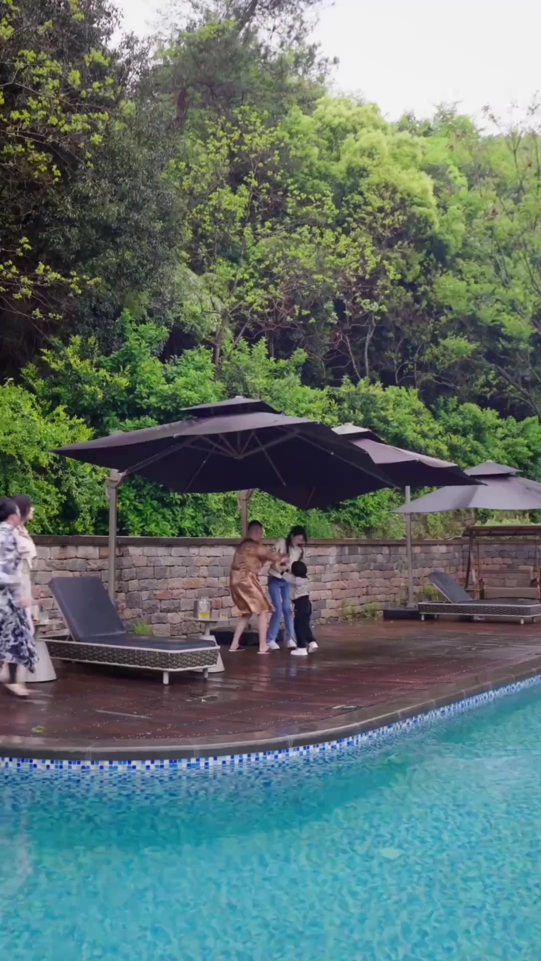 คุณหนูลูกติด คนโปรดของท่านประธาน