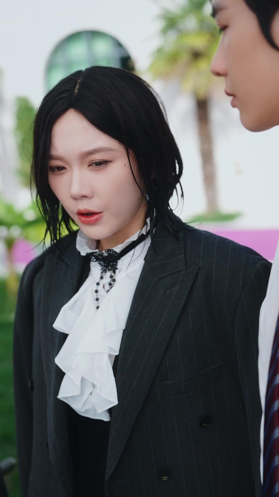  Ratu Perang Terlahir Kembali